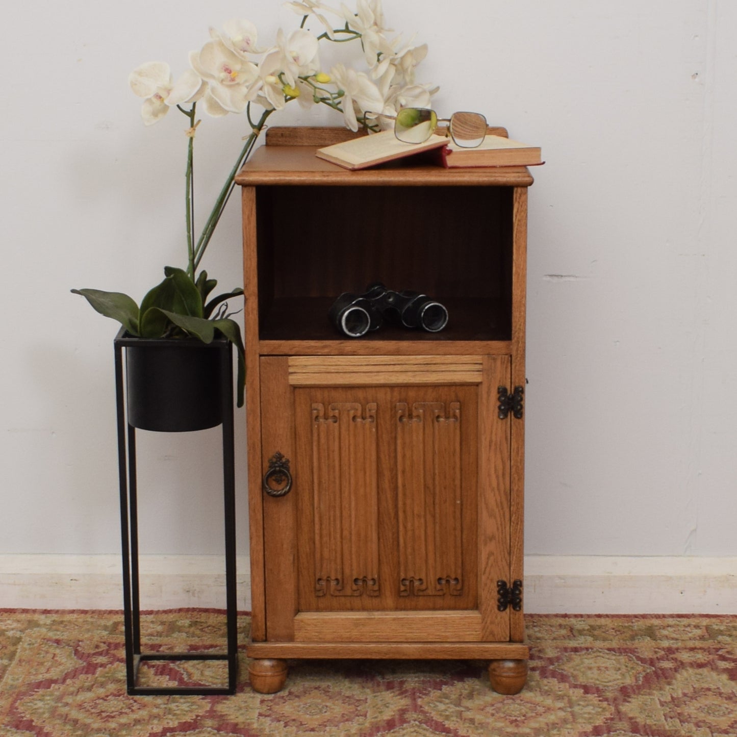 Oak Linenfold Bedside