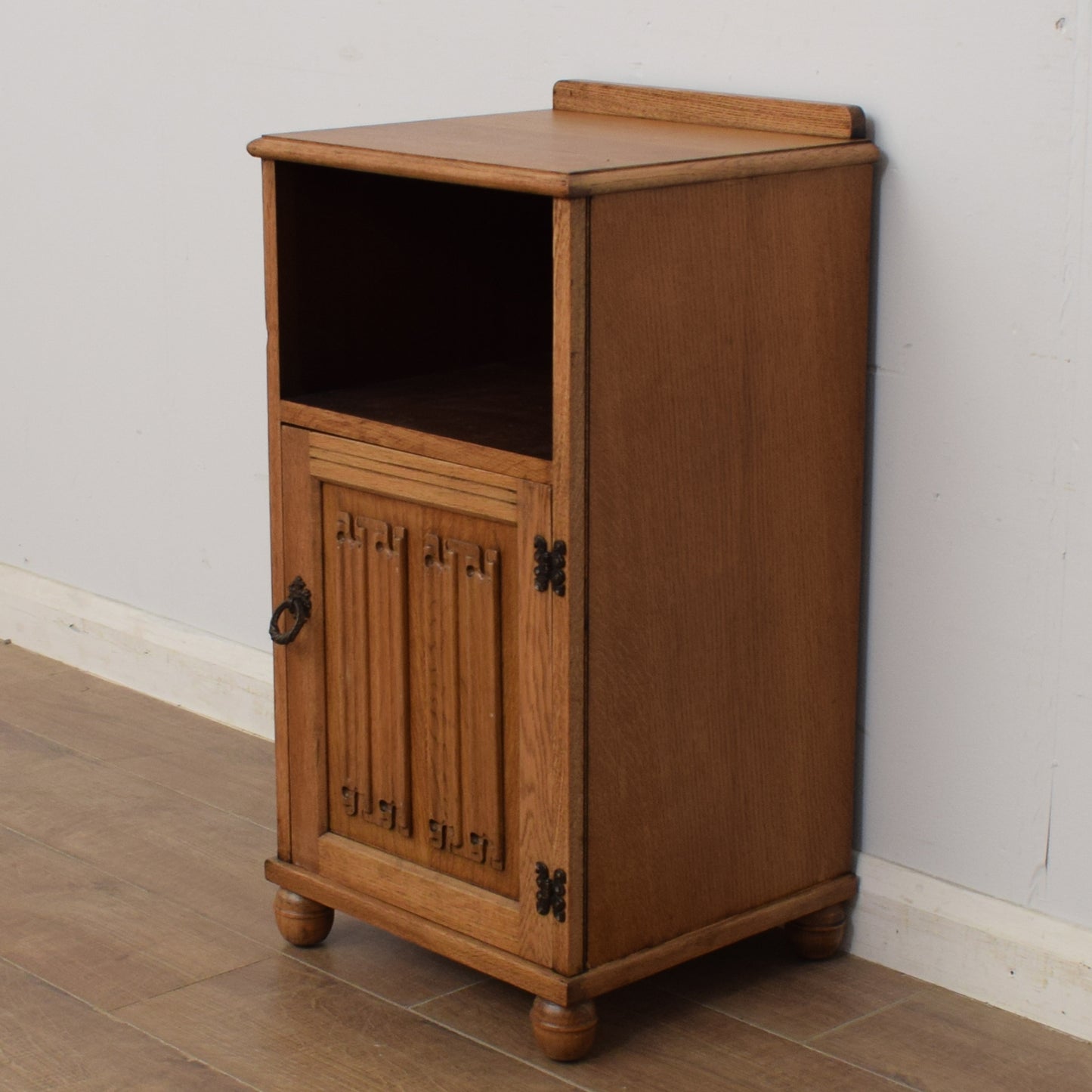 Oak Linenfold Bedside