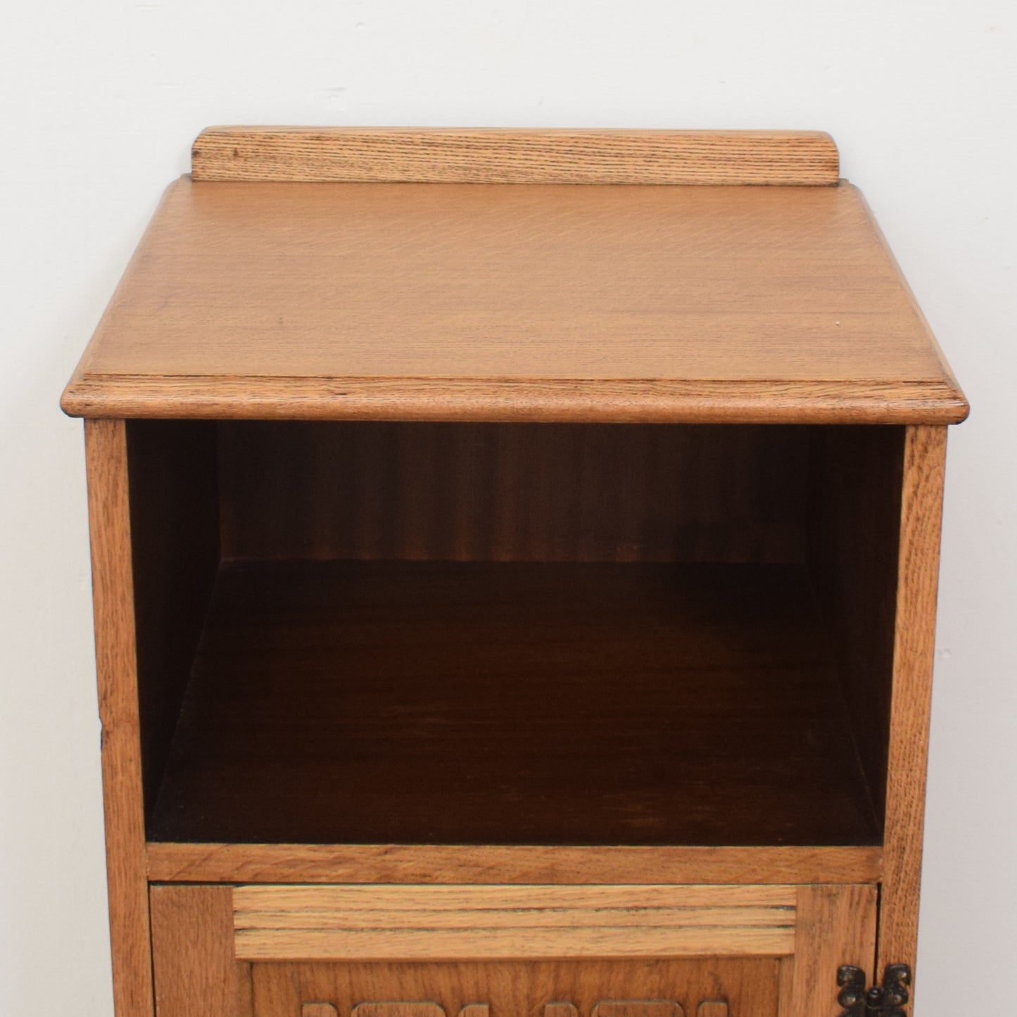 Oak Linenfold Bedside
