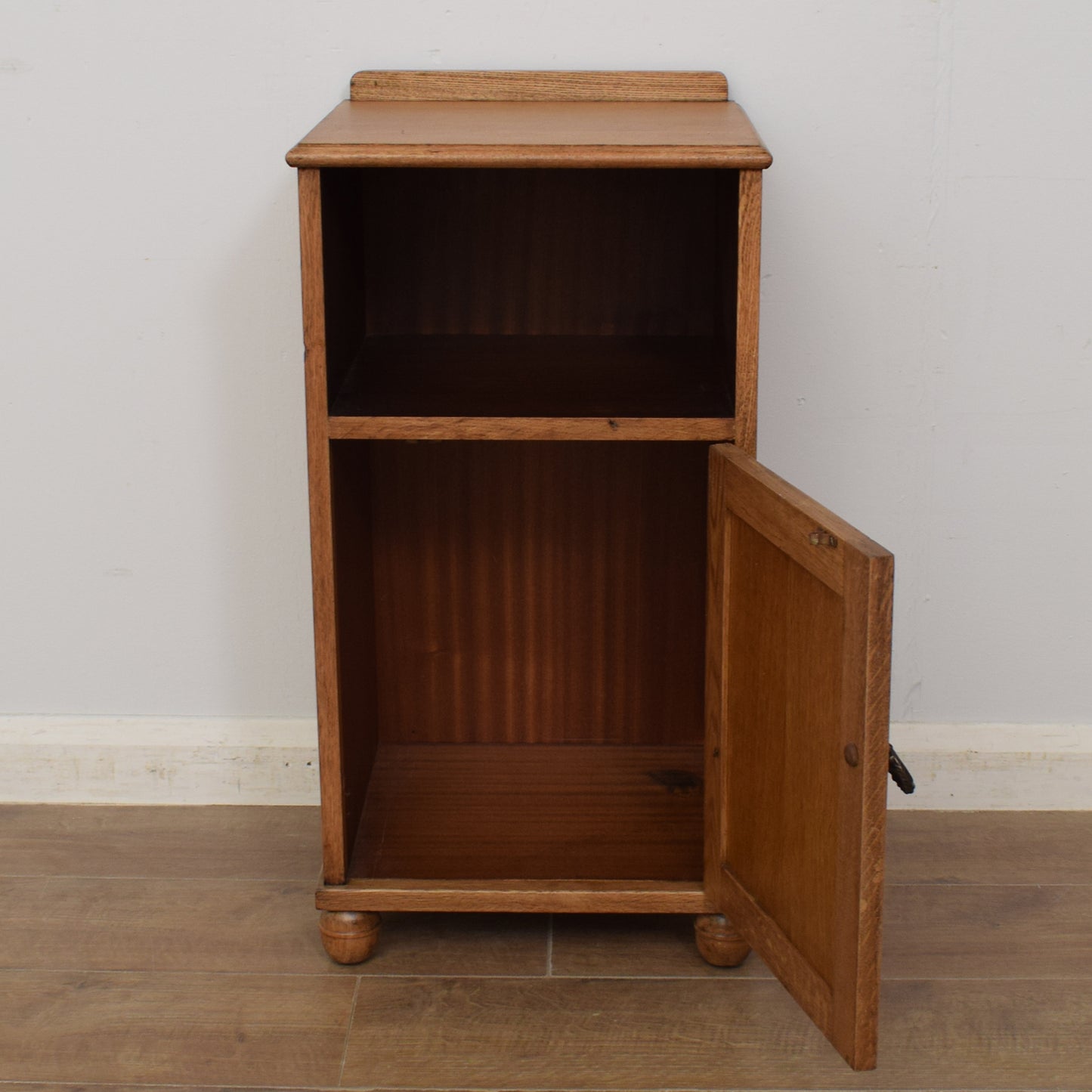 Oak Linenfold Bedside