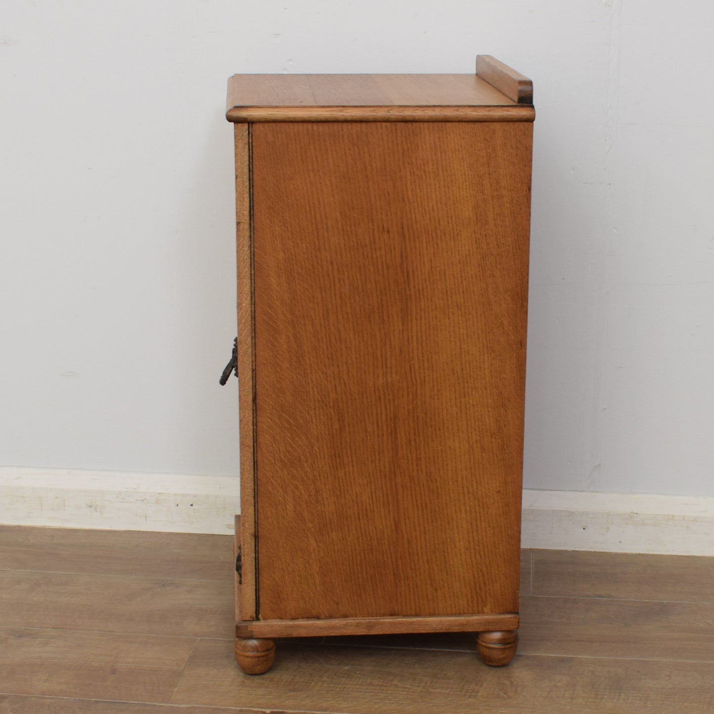 Oak Linenfold Bedside