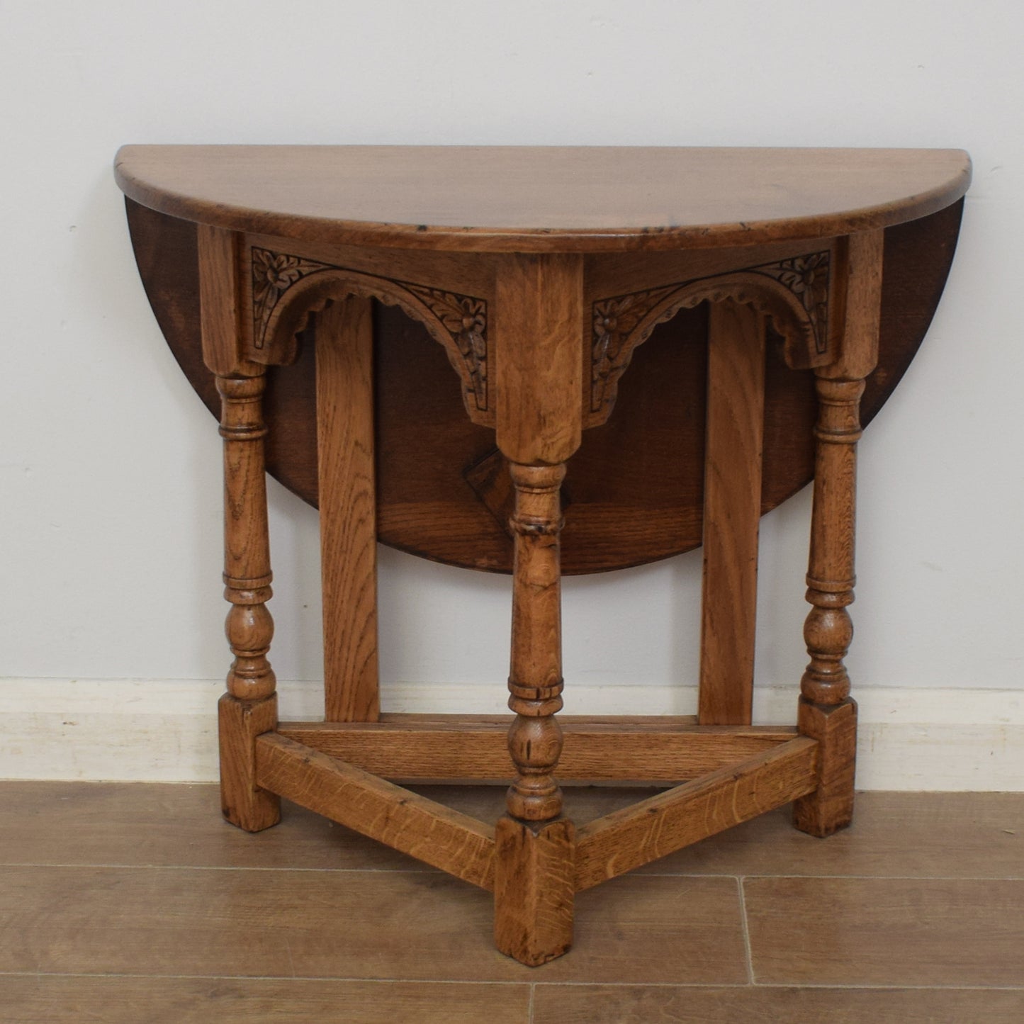 Old Charm Small Console Table