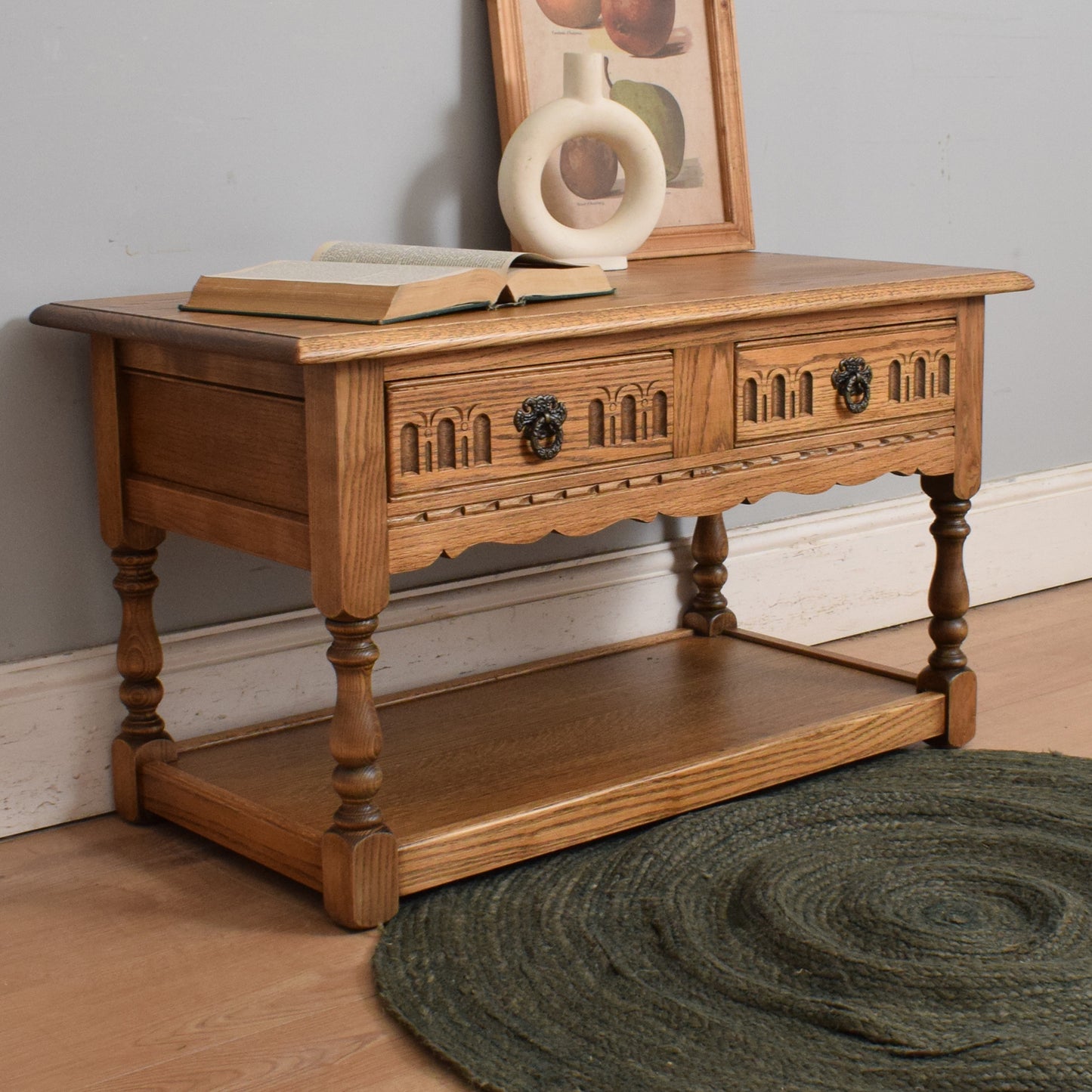 Old Charm Coffee Table