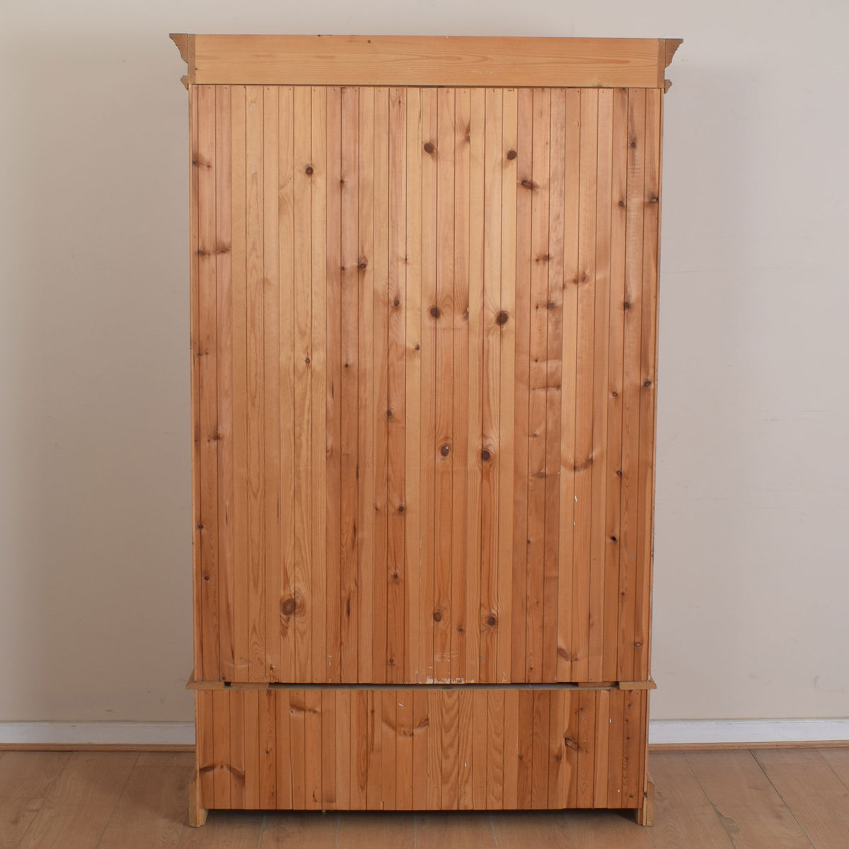 Large Pine Double Wardrobe