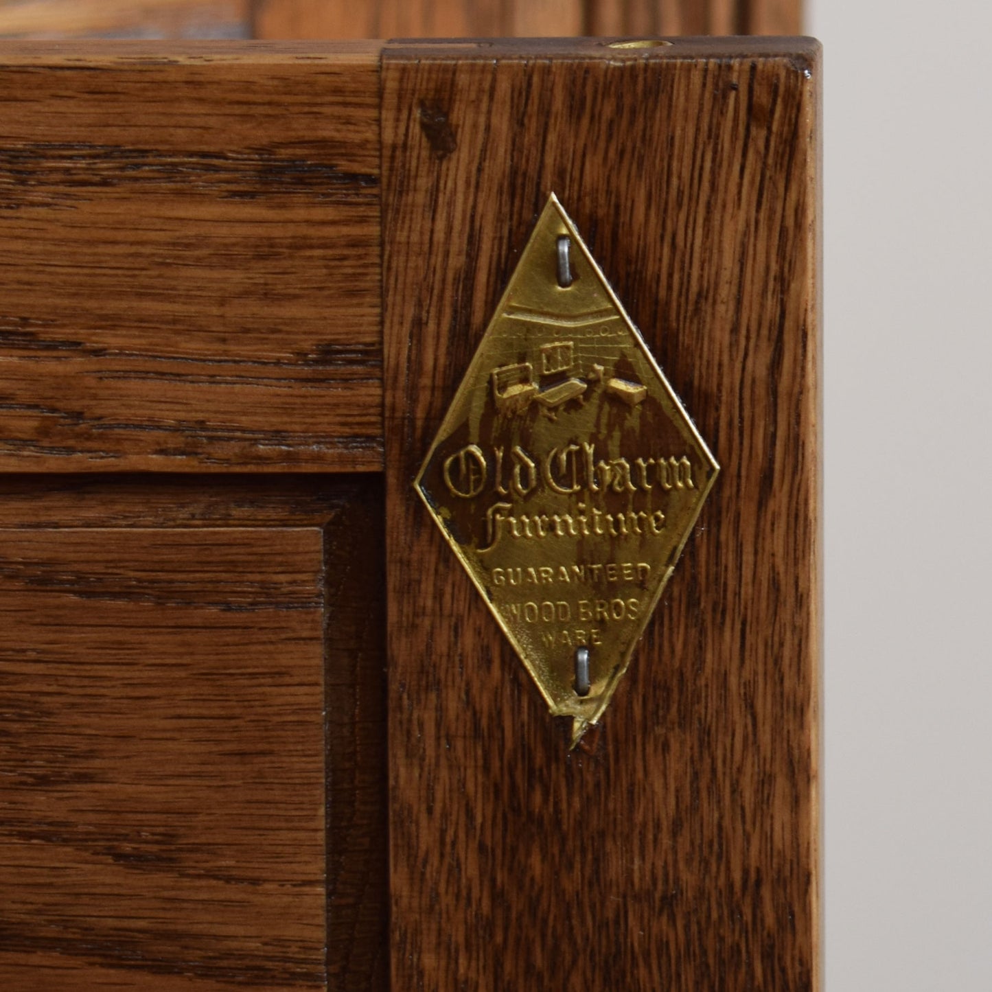 Old Charm Dresser