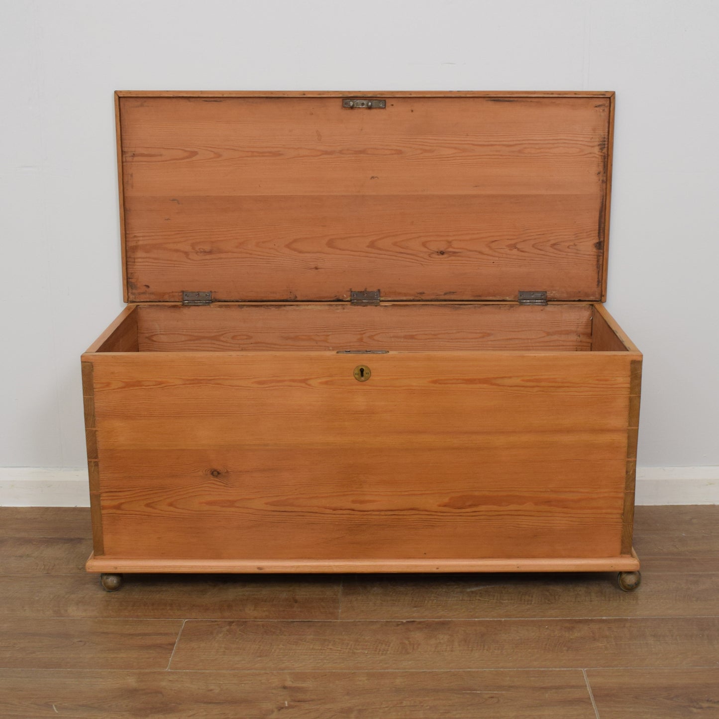 Vintage Pine Box