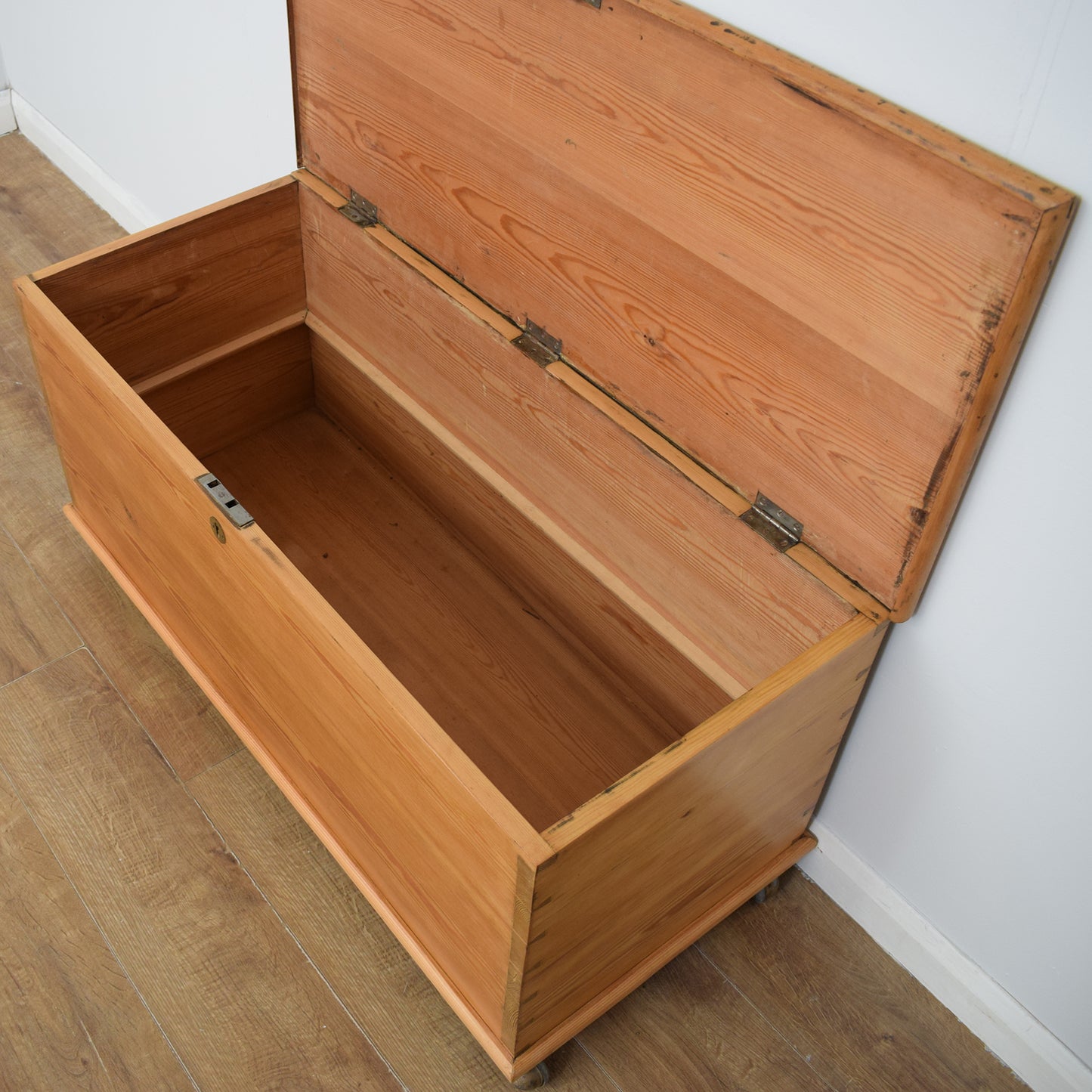 Vintage Pine Box