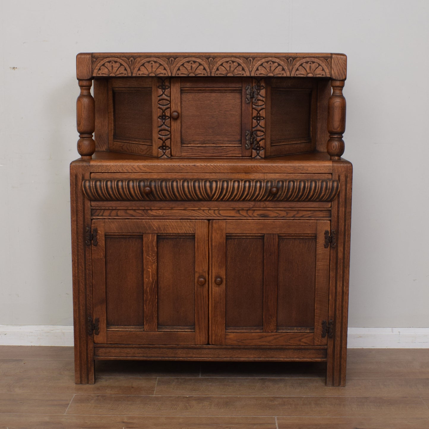 Oak Court Cabinet