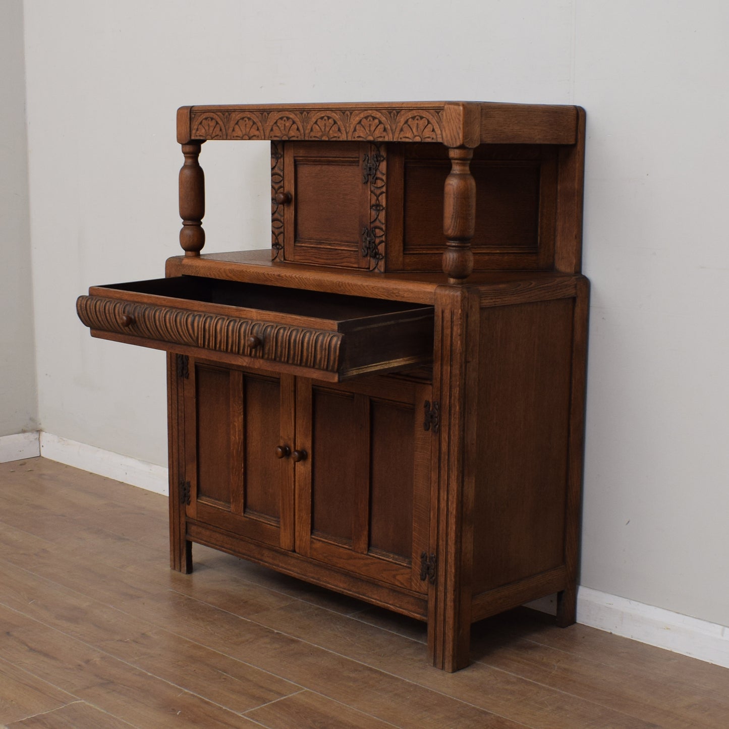 Oak Court Cabinet