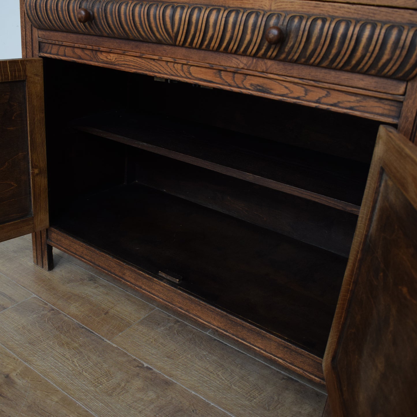 Oak Court Cabinet