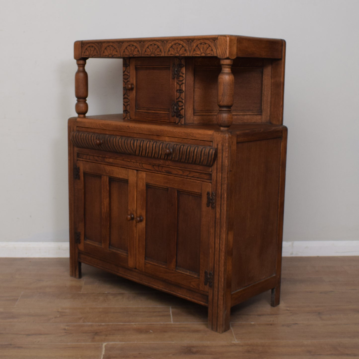 Oak Court Cabinet
