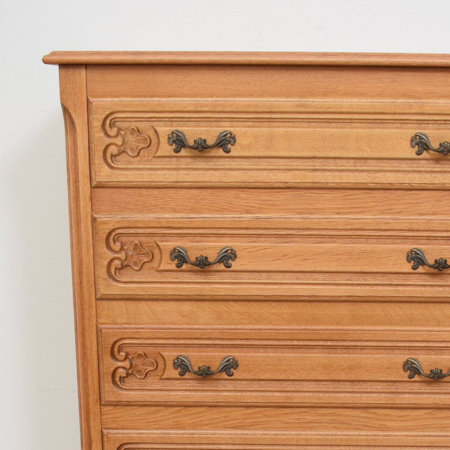 French Chest Of Drawers