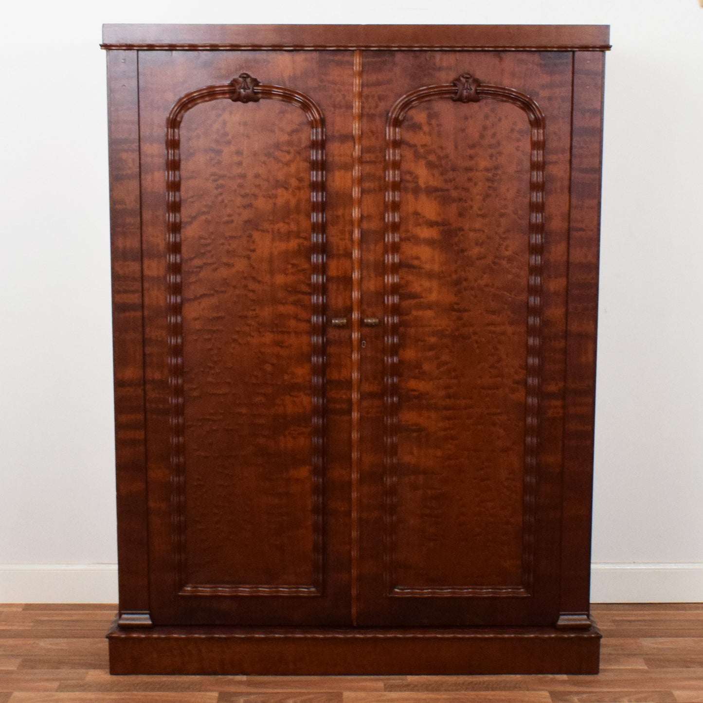 Large Mahogany Compactum