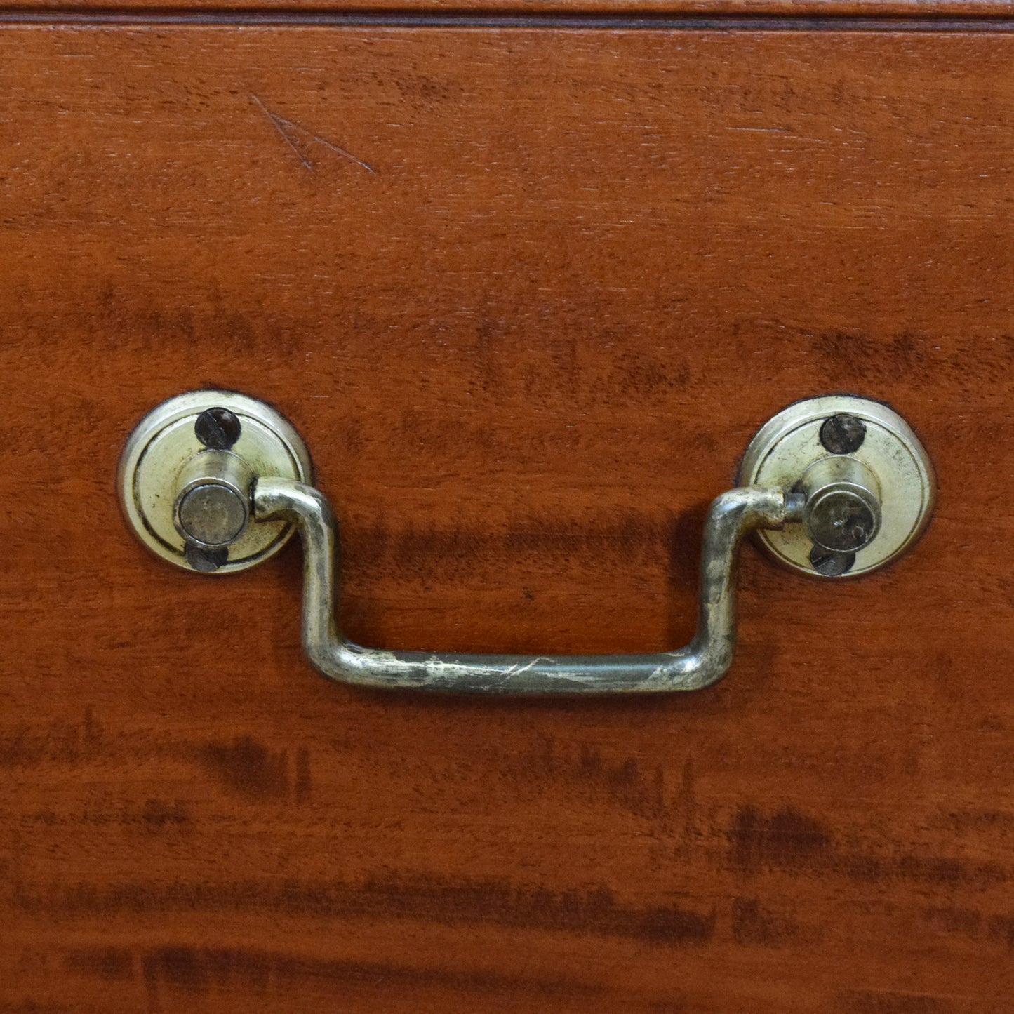 Large Mahogany Compactum