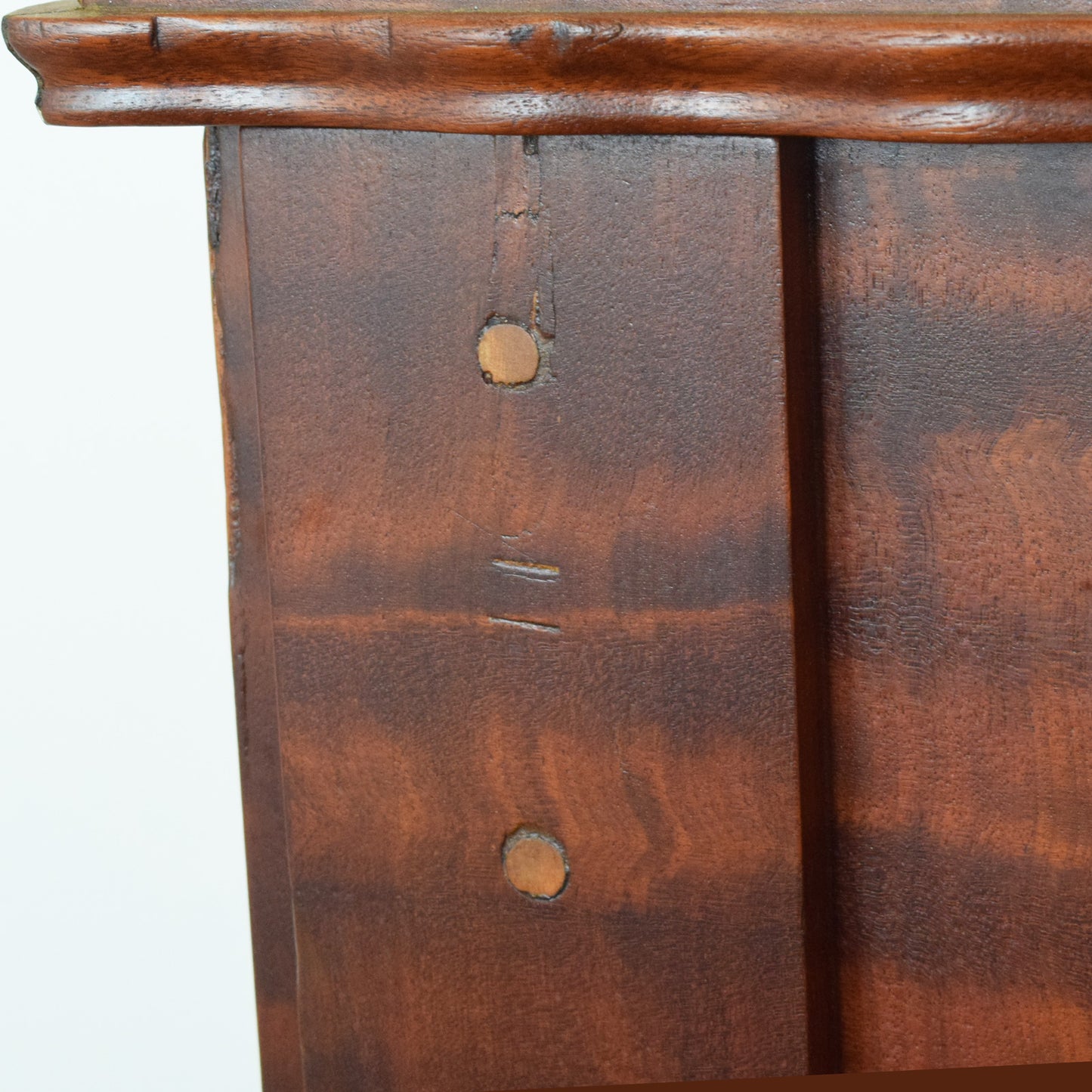 Large Mahogany Compactum