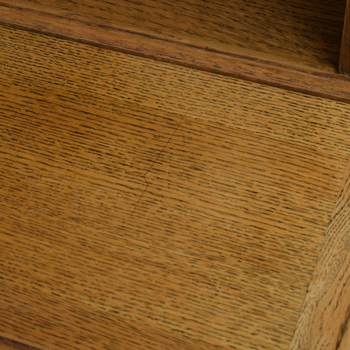 Oak Bookcase With Storage
Cabinet