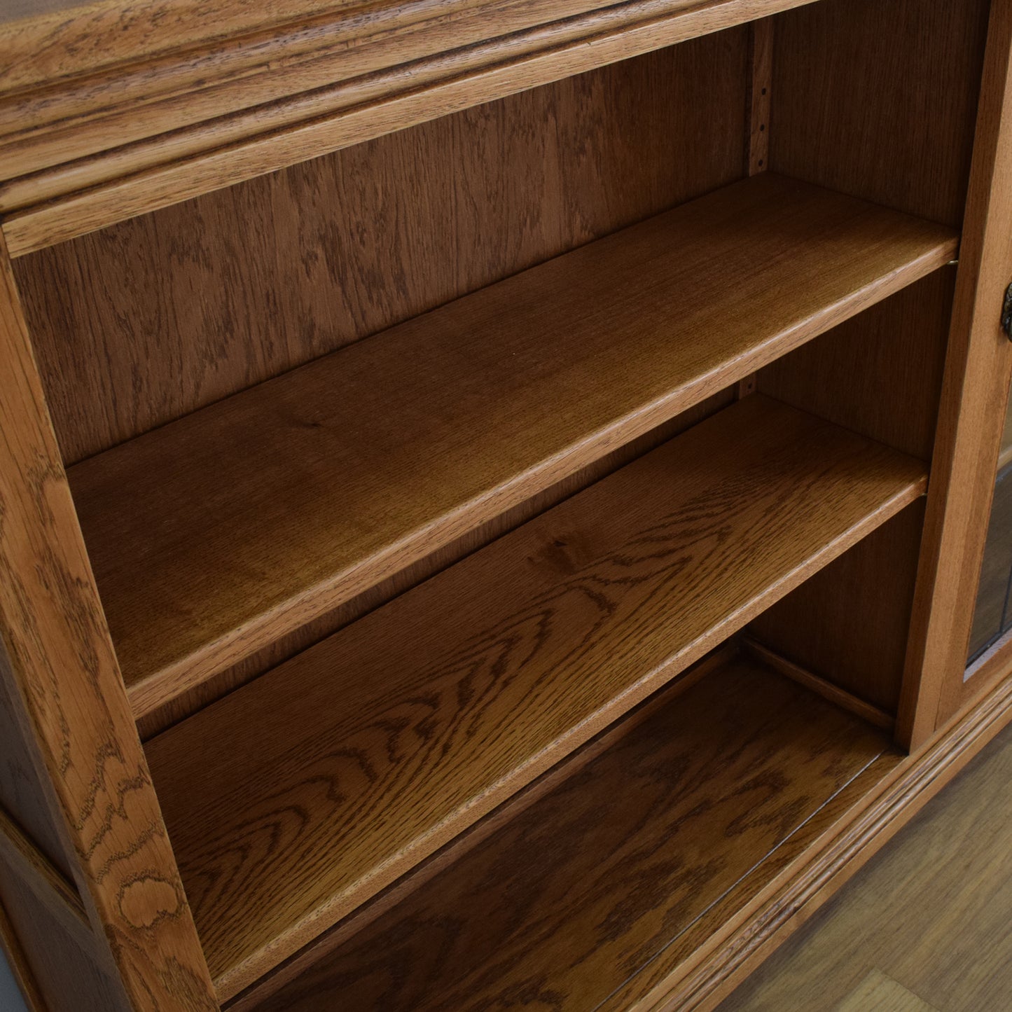 'Old Charm' Glazed Bookcase