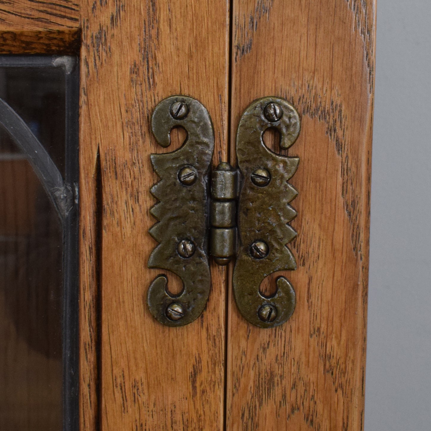 'Old Charm' Glazed Bookcase