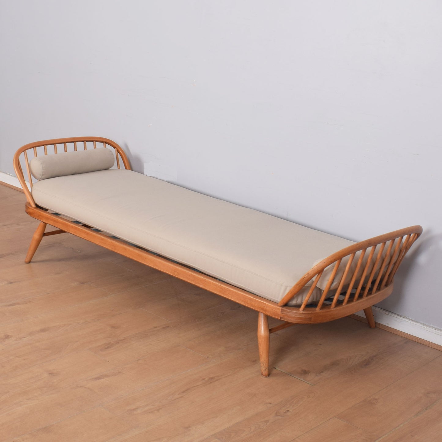 Ercol Day Bed