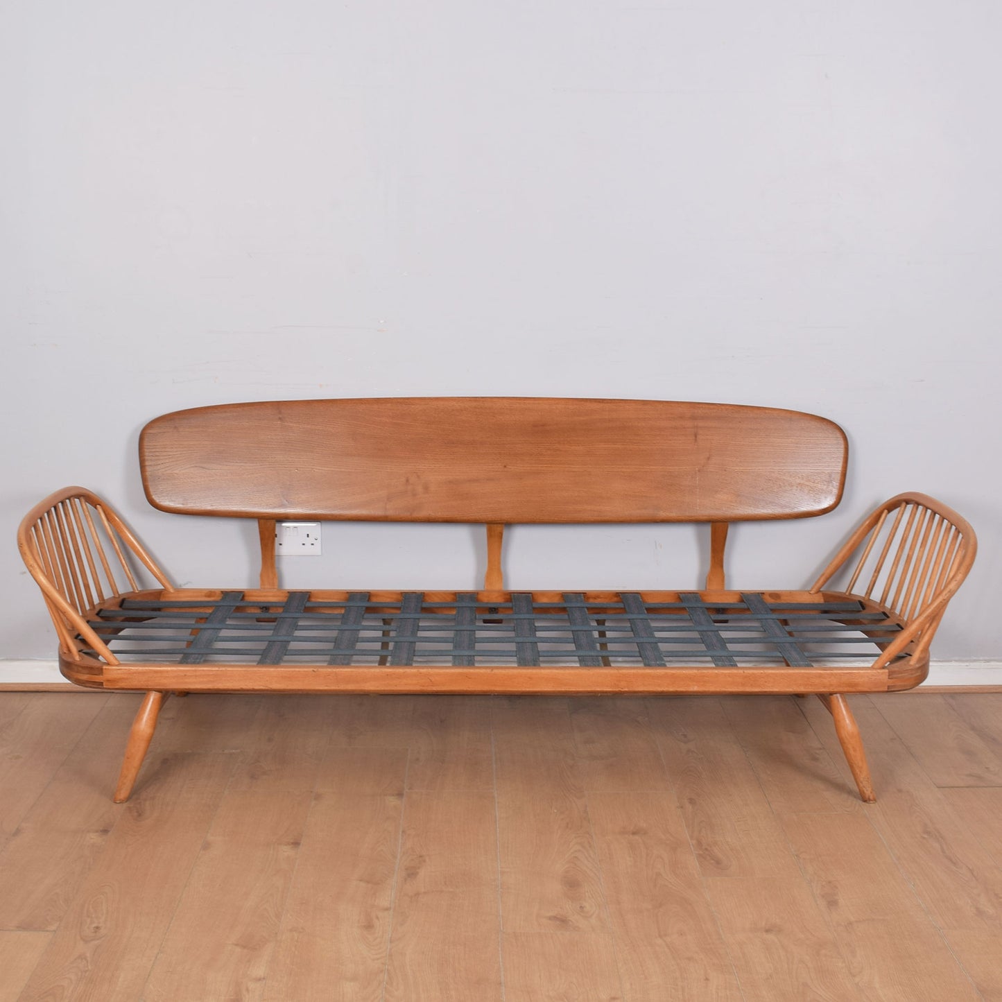 Ercol Day Bed