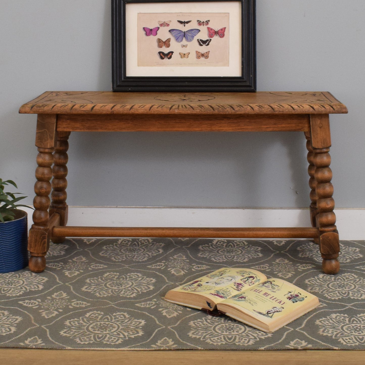 Small Oak Carved Table/Bench
