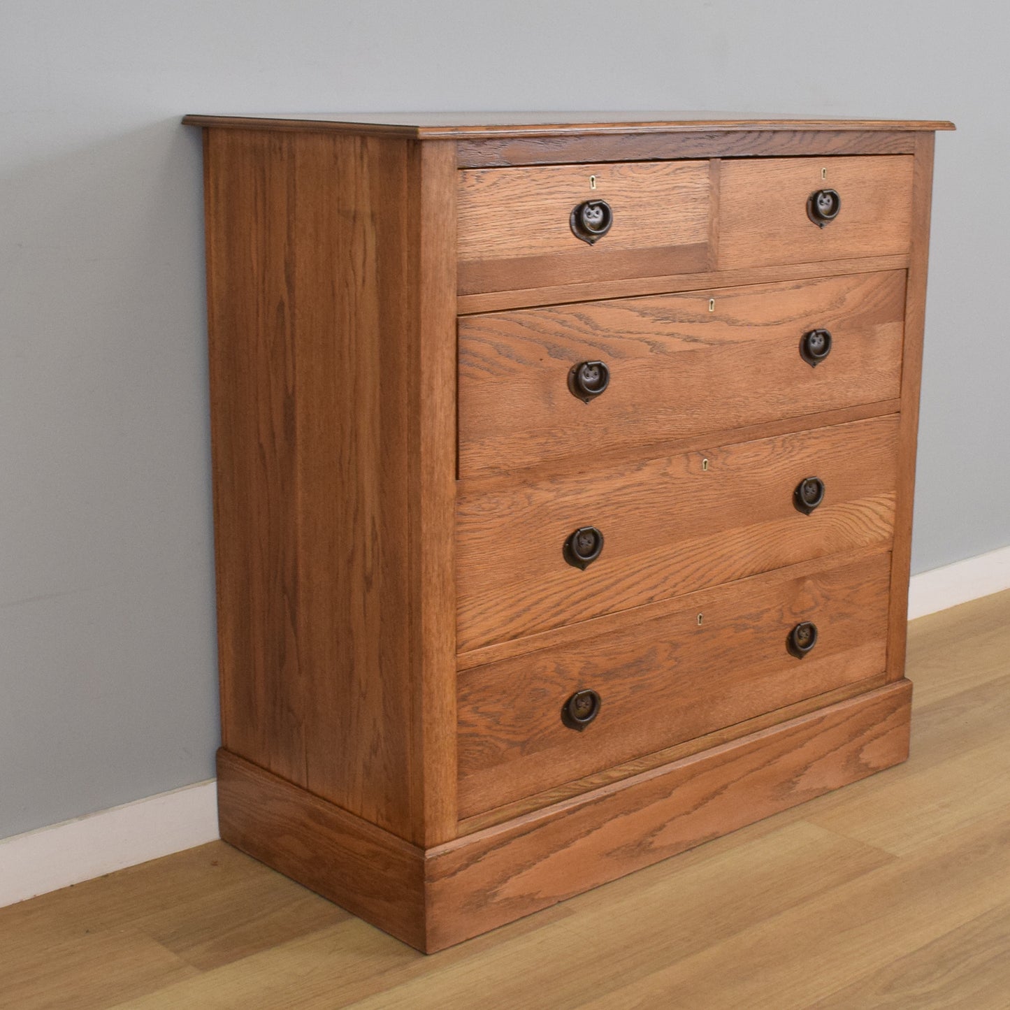 Large Robust Oak Chest of Drawers