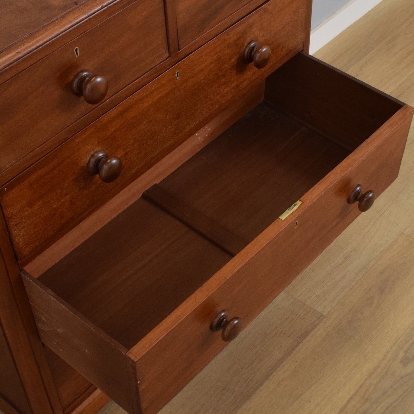 Vintage Mahogany Chest of Drawers