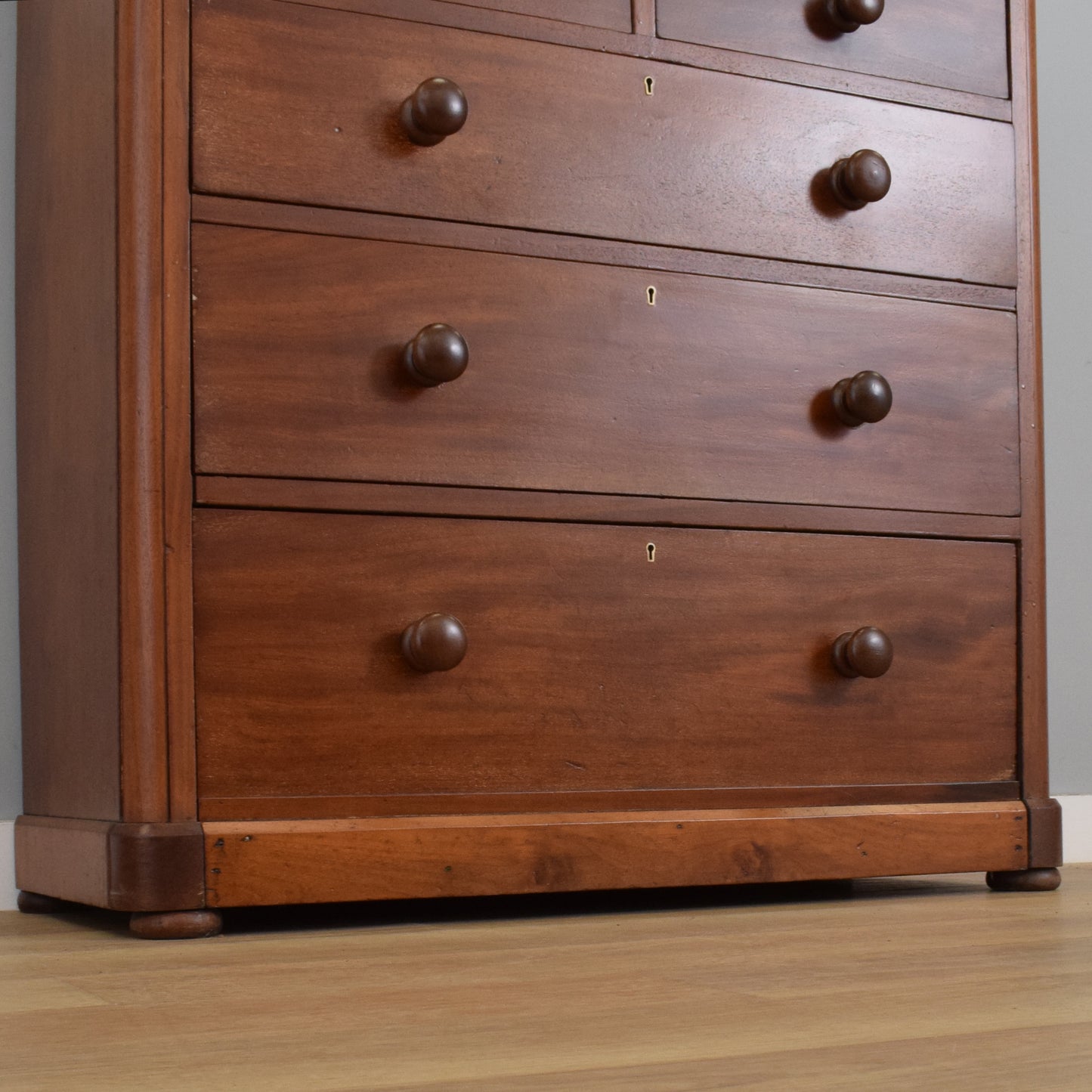 Vintage Mahogany Chest of Drawers