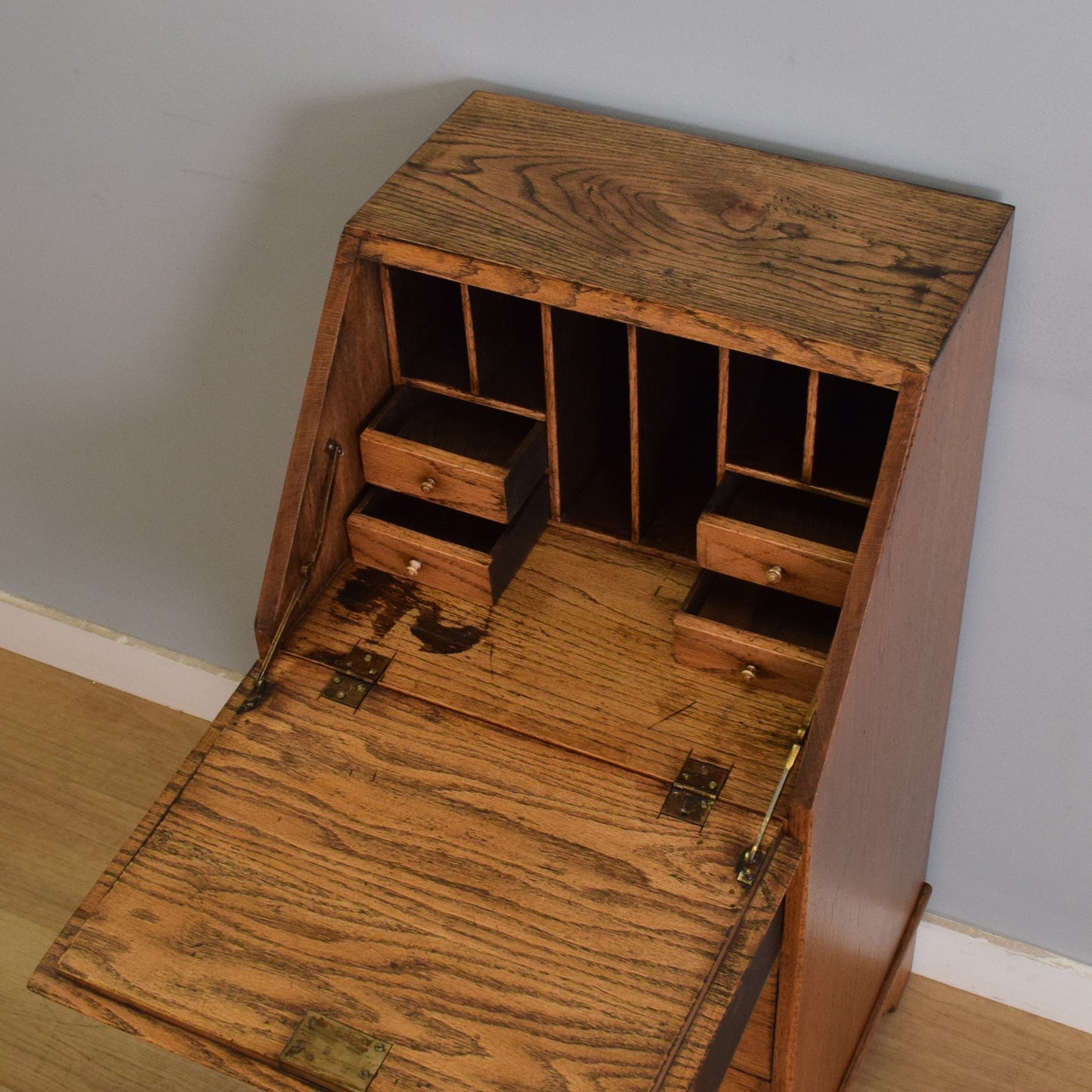 Slim Oak Bureau