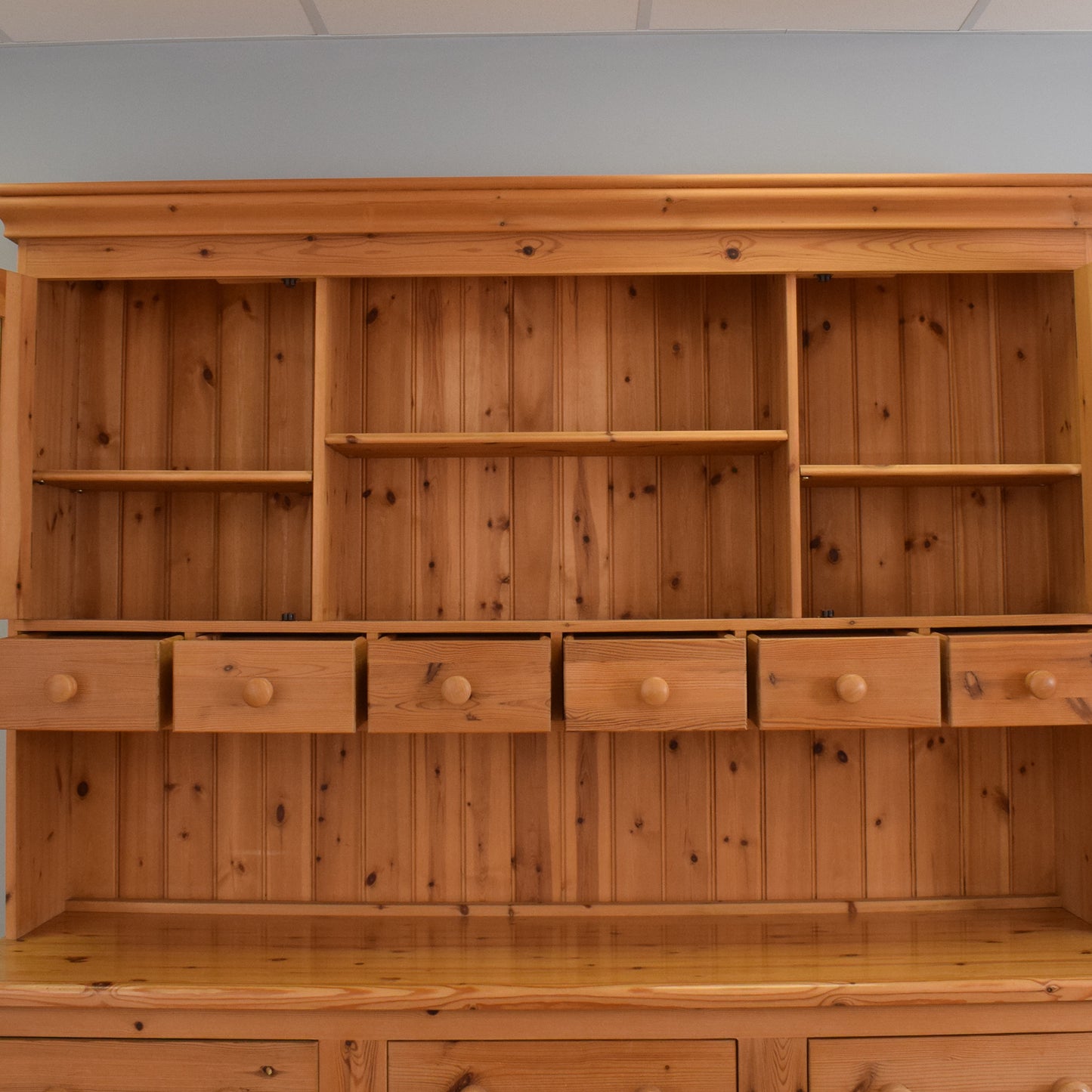 Large Pine Dresser