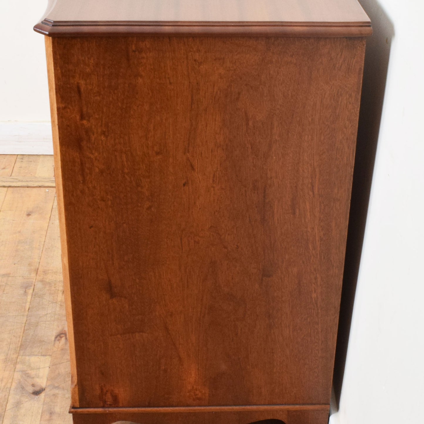Flamed Mahogany Chest of Drawers