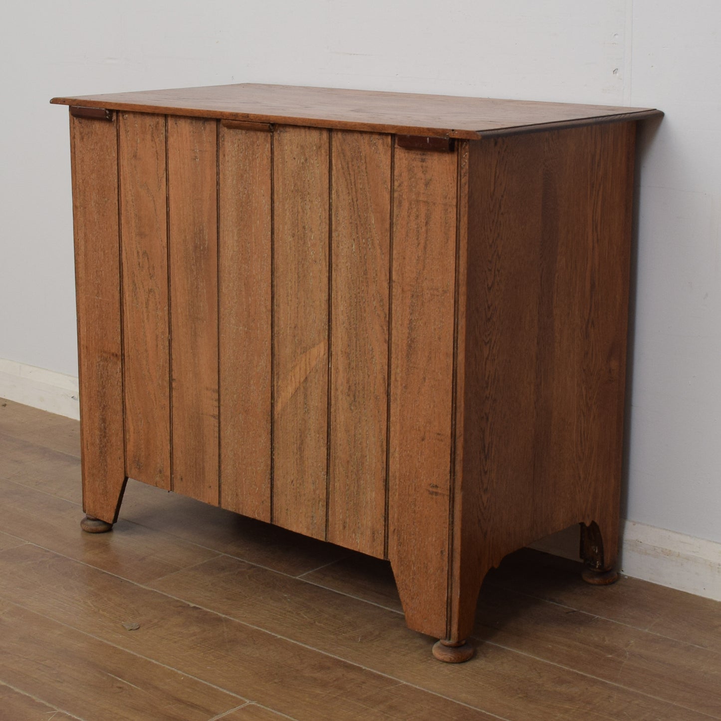 Oak Chest of Drawers