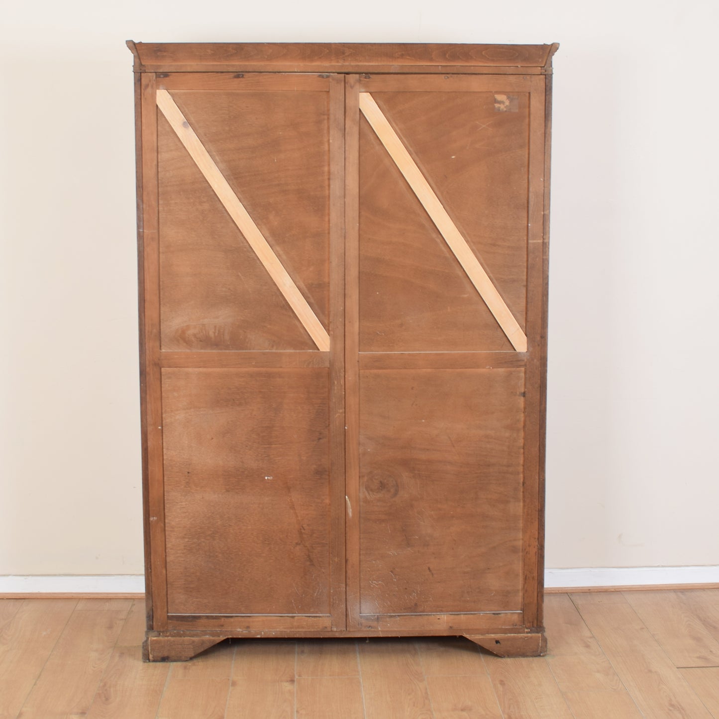 Large Old Charm Wardrobe