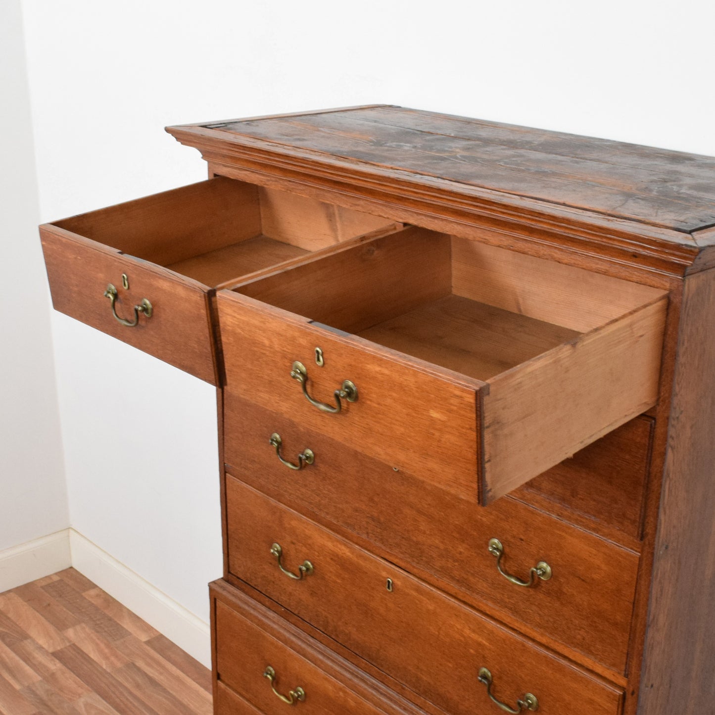 Large Oak Chest of Drawers