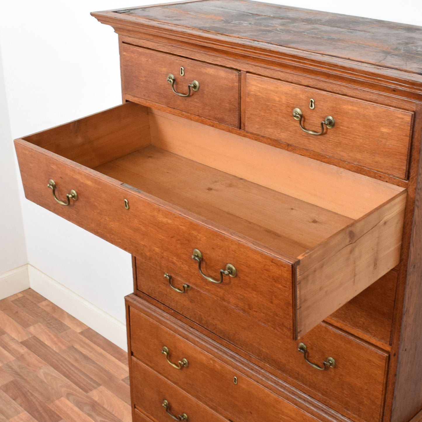 Large Oak Chest of Drawers