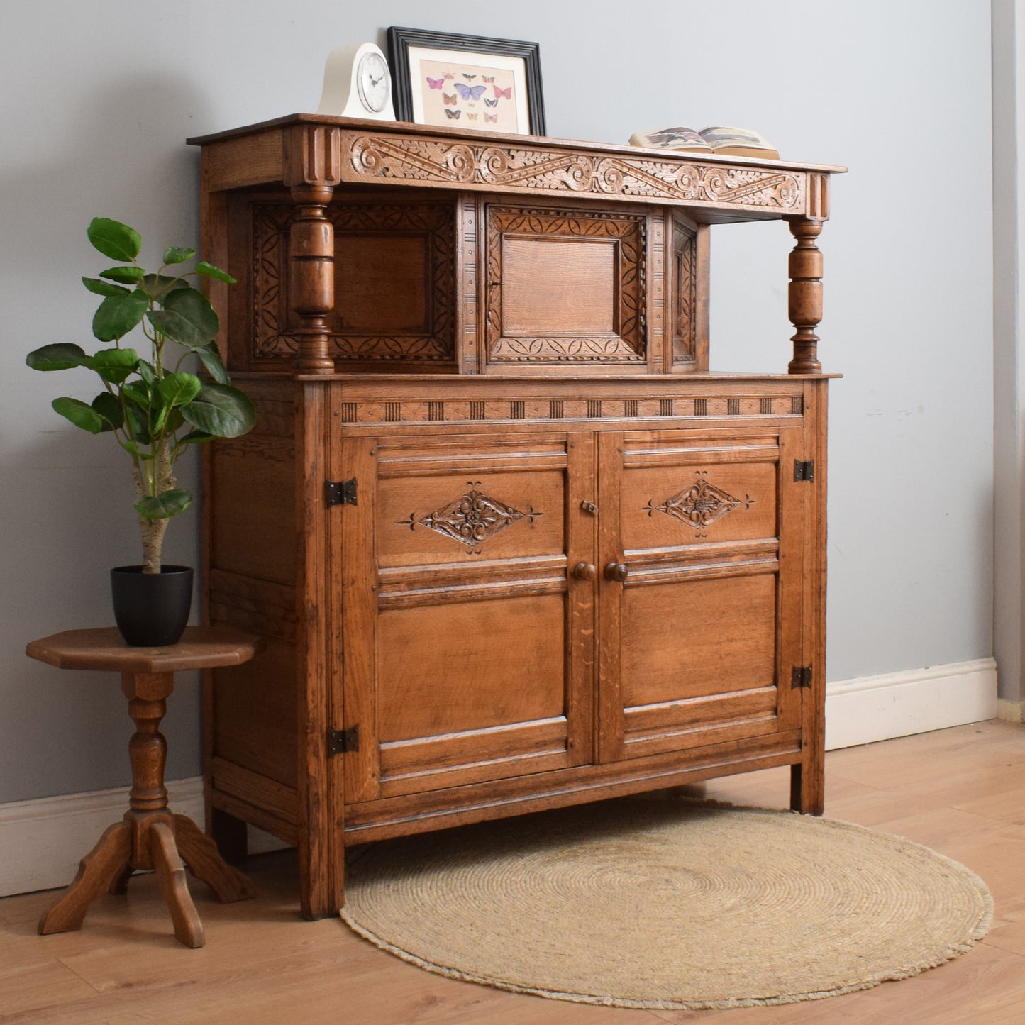 Large Solid Oak Court Cabinet