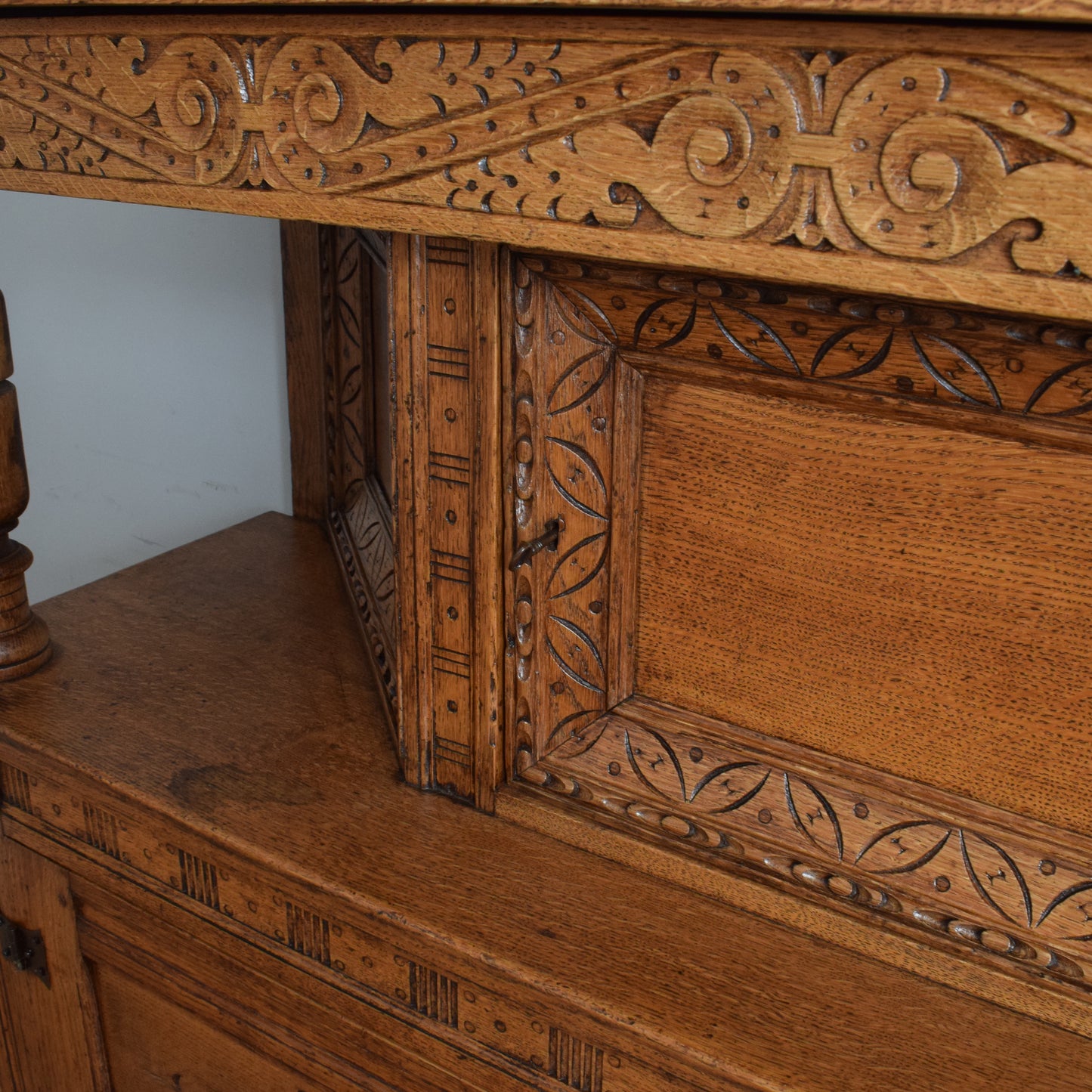 Large Solid Oak Court Cabinet