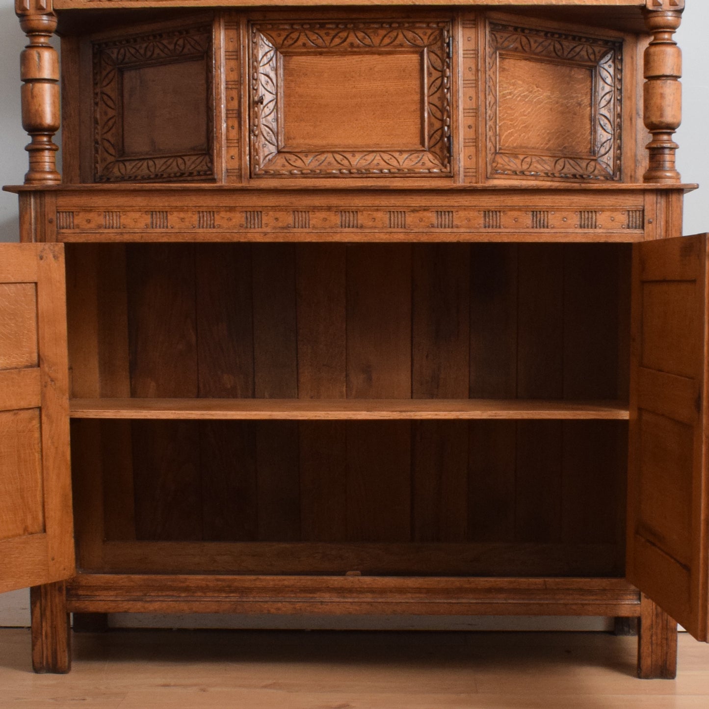 Large Solid Oak Court Cabinet