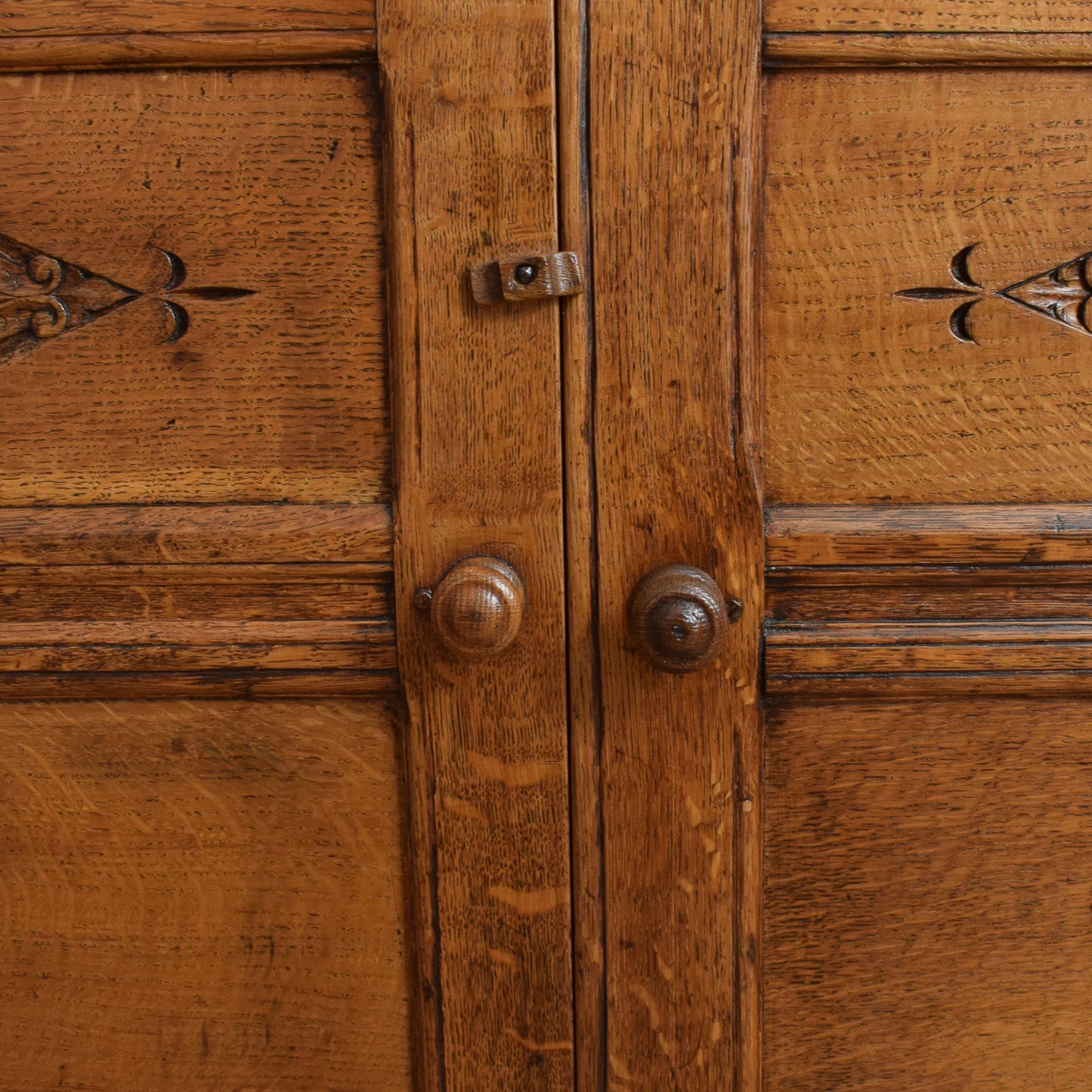 Large Solid Oak Court Cabinet