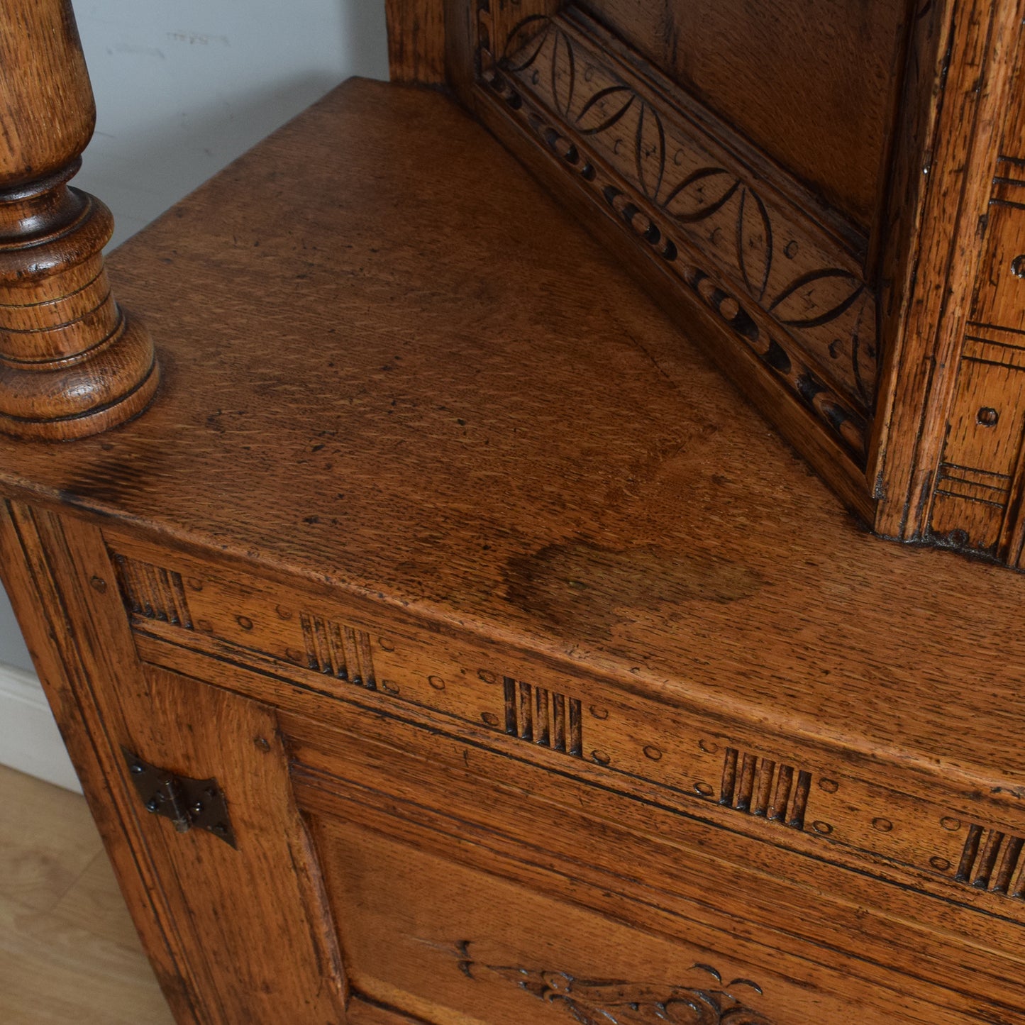 Large Solid Oak Court Cabinet