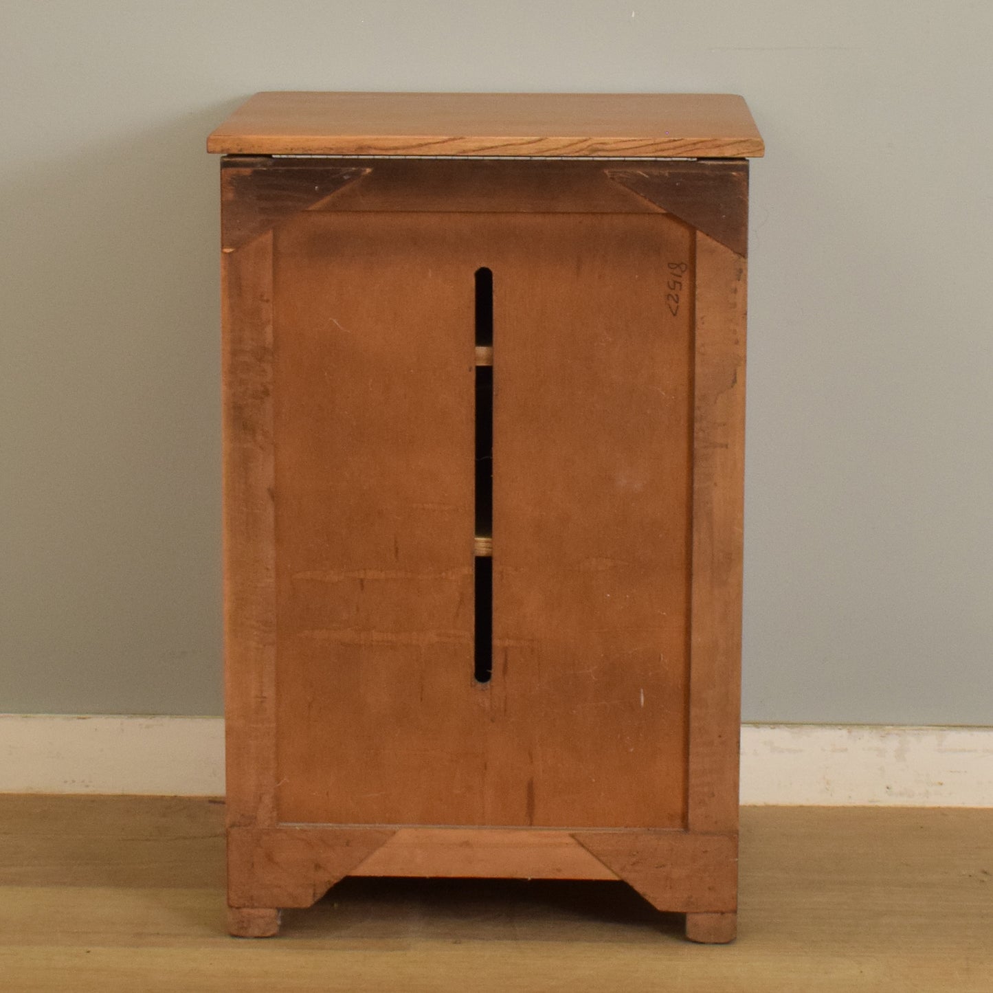'Old Charm' Hi-Fi Cabinet
