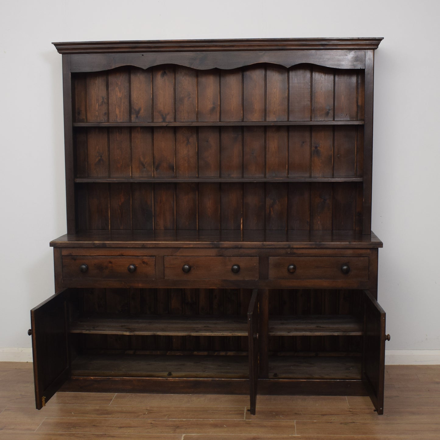Large Pine Dresser