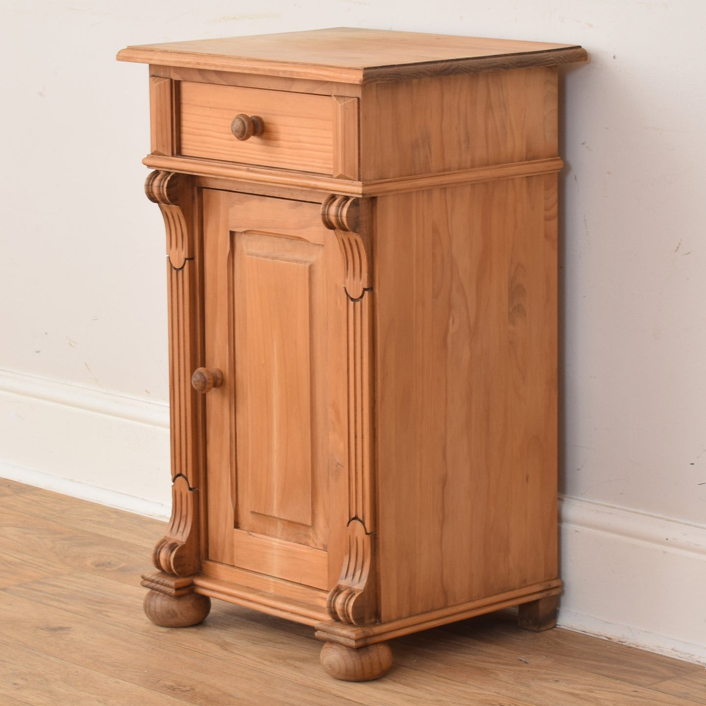 Pine Bedside