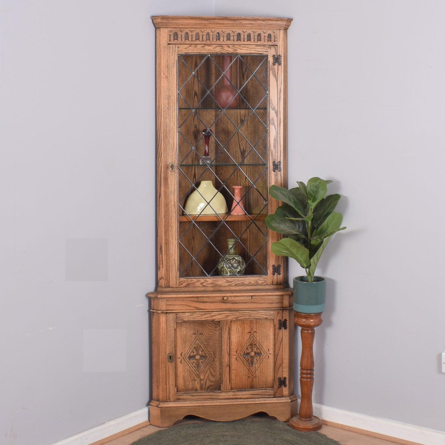 Jaycee Corner Unit