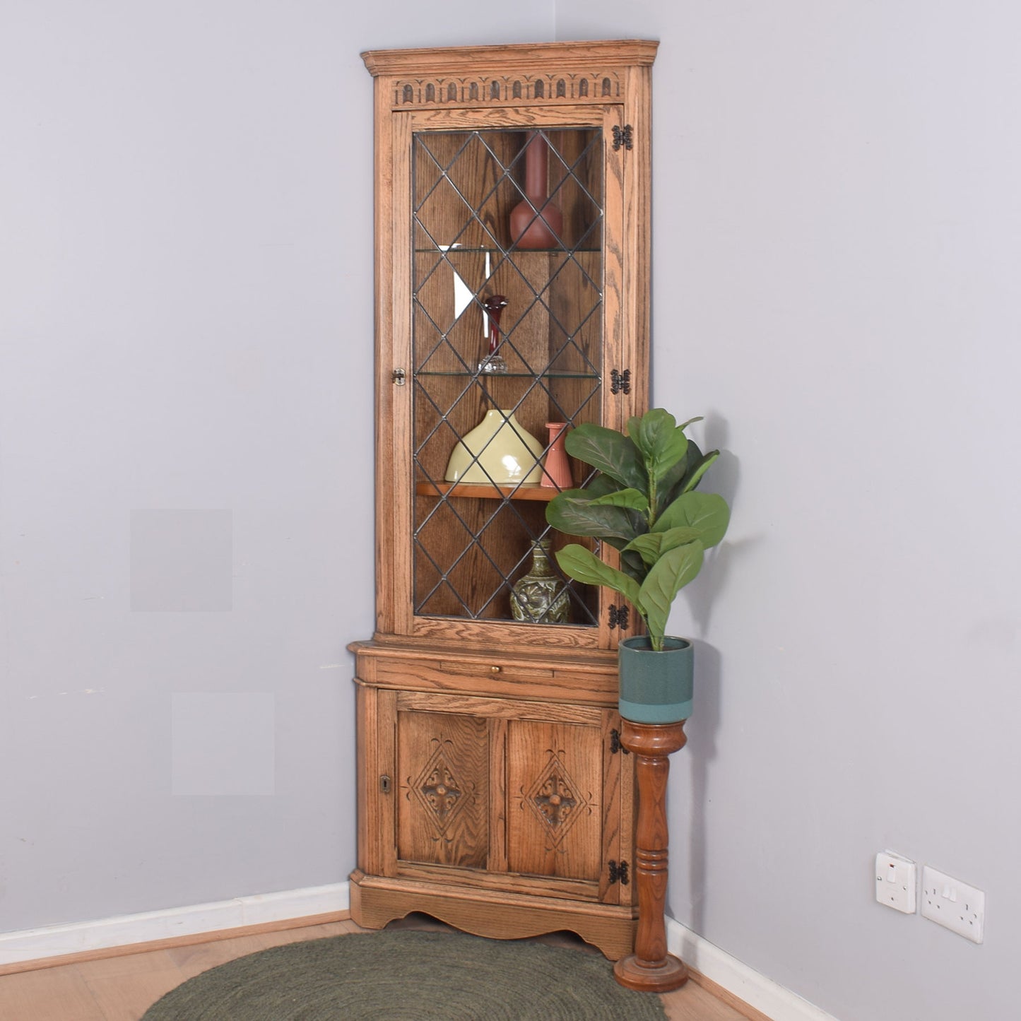 Jaycee Corner Unit