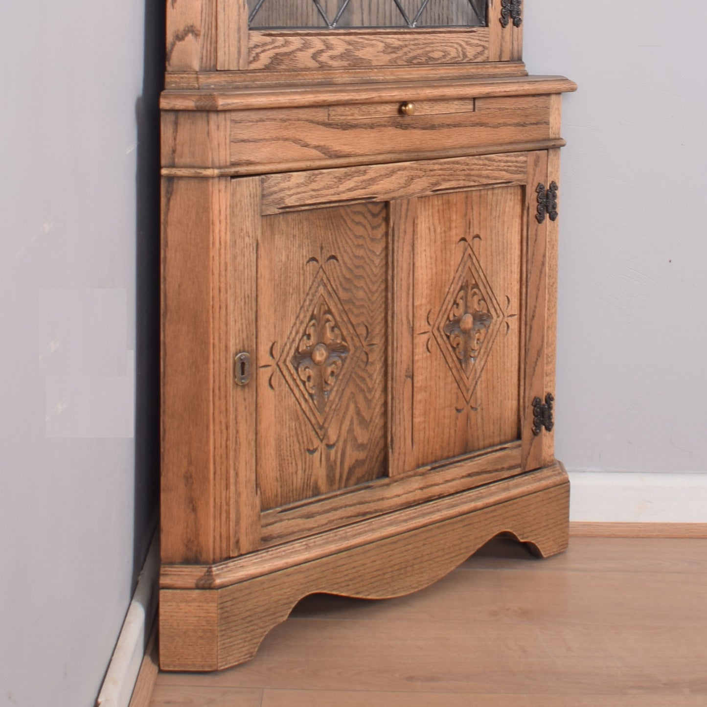 Jaycee Corner Unit