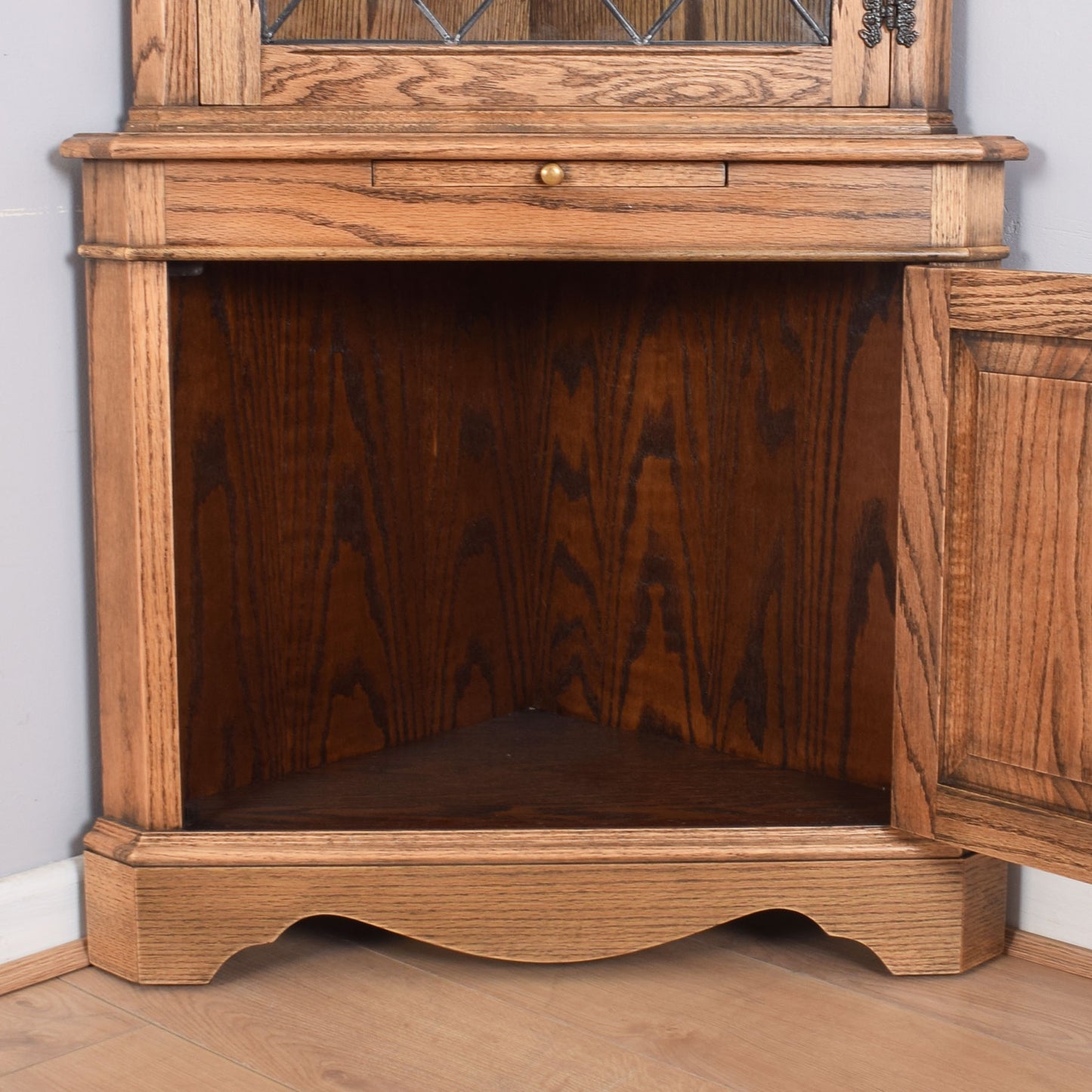 Jaycee Corner Unit