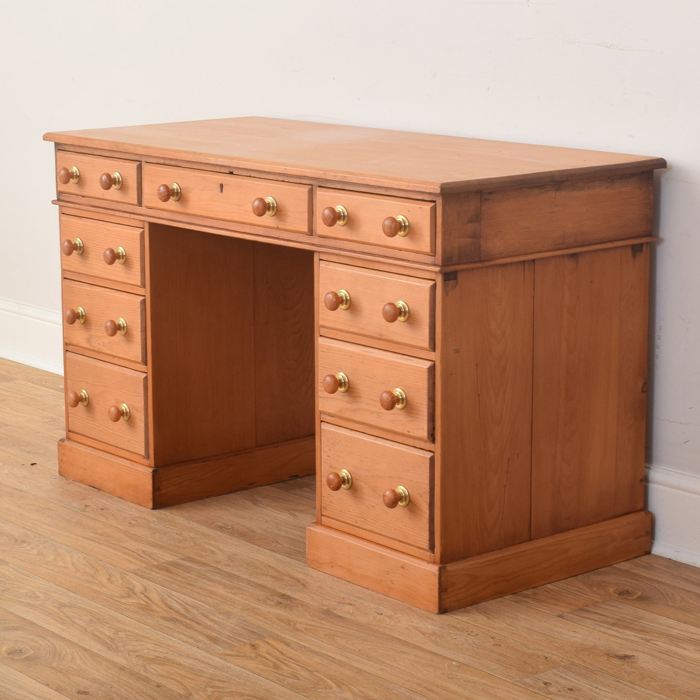 Pine Pedestal Desk