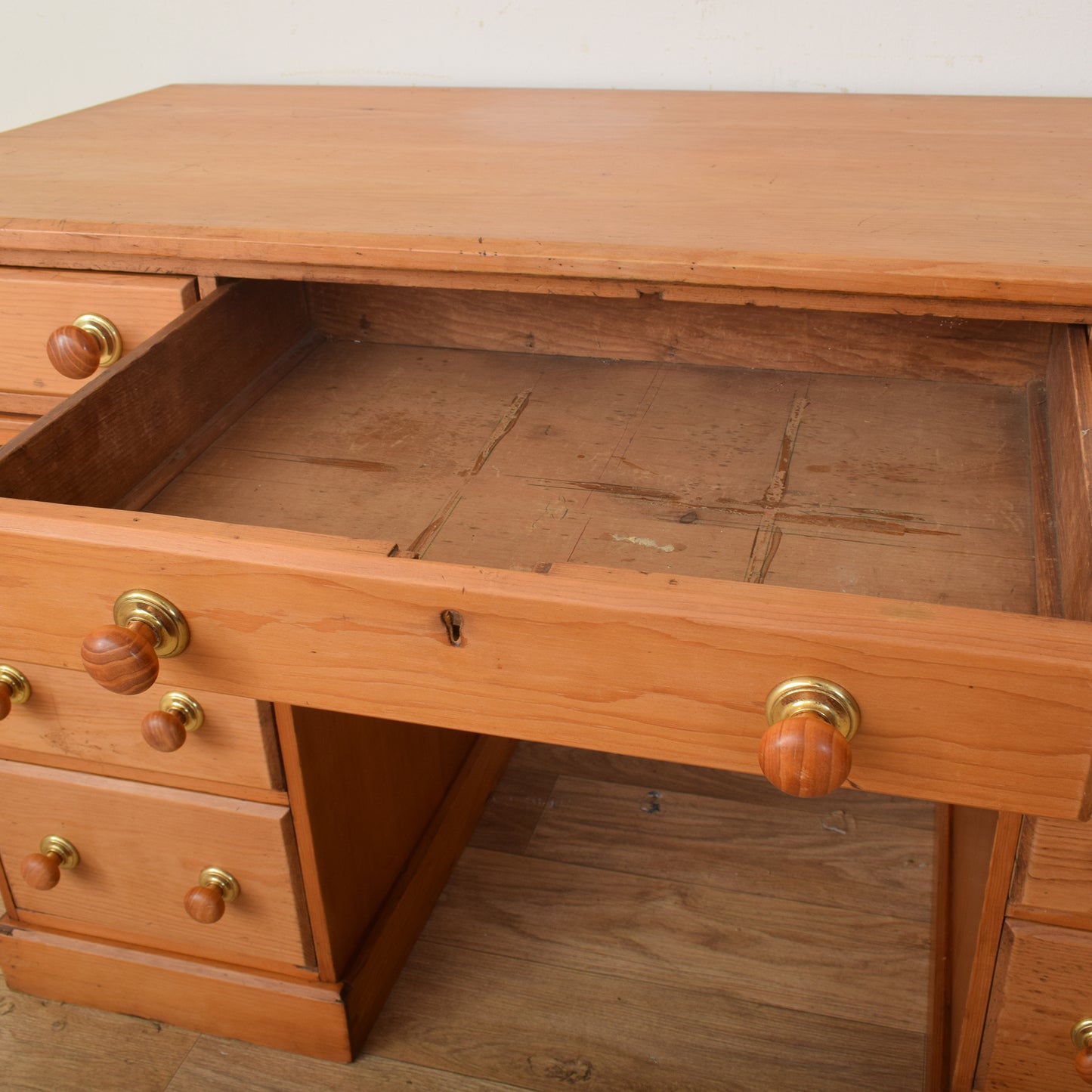 Pine Pedestal Desk
