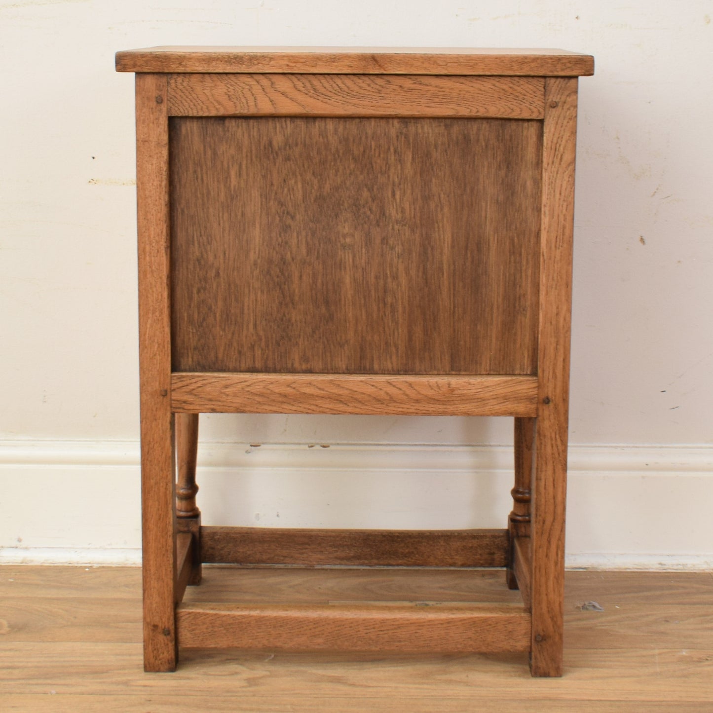 Small Oak Cabinet